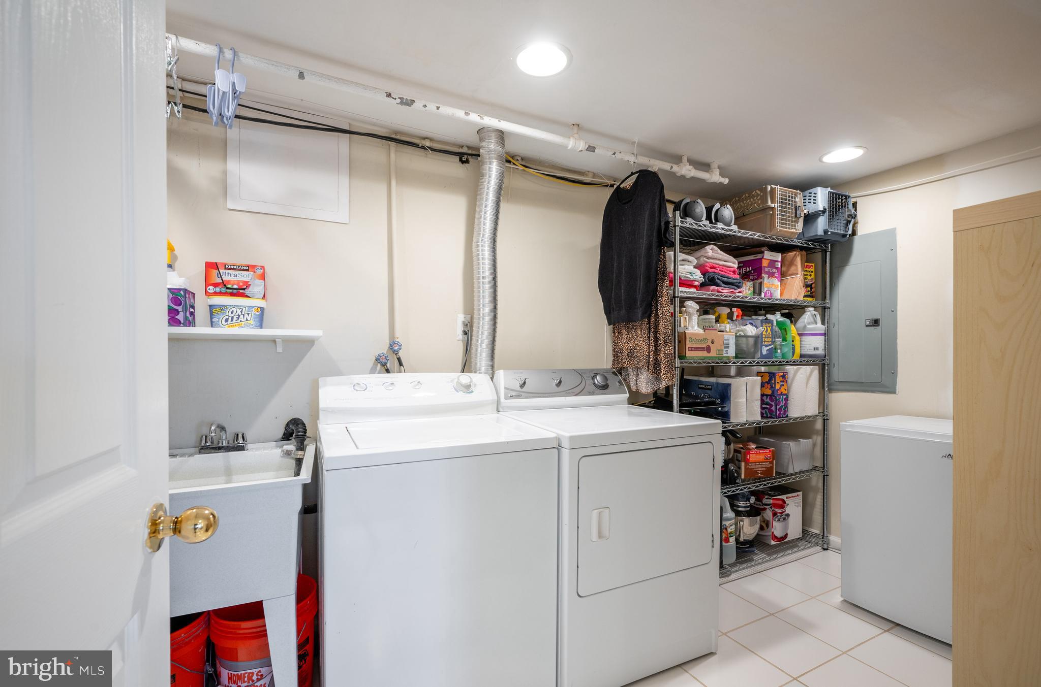 WARWICK VILLAGE - Residential