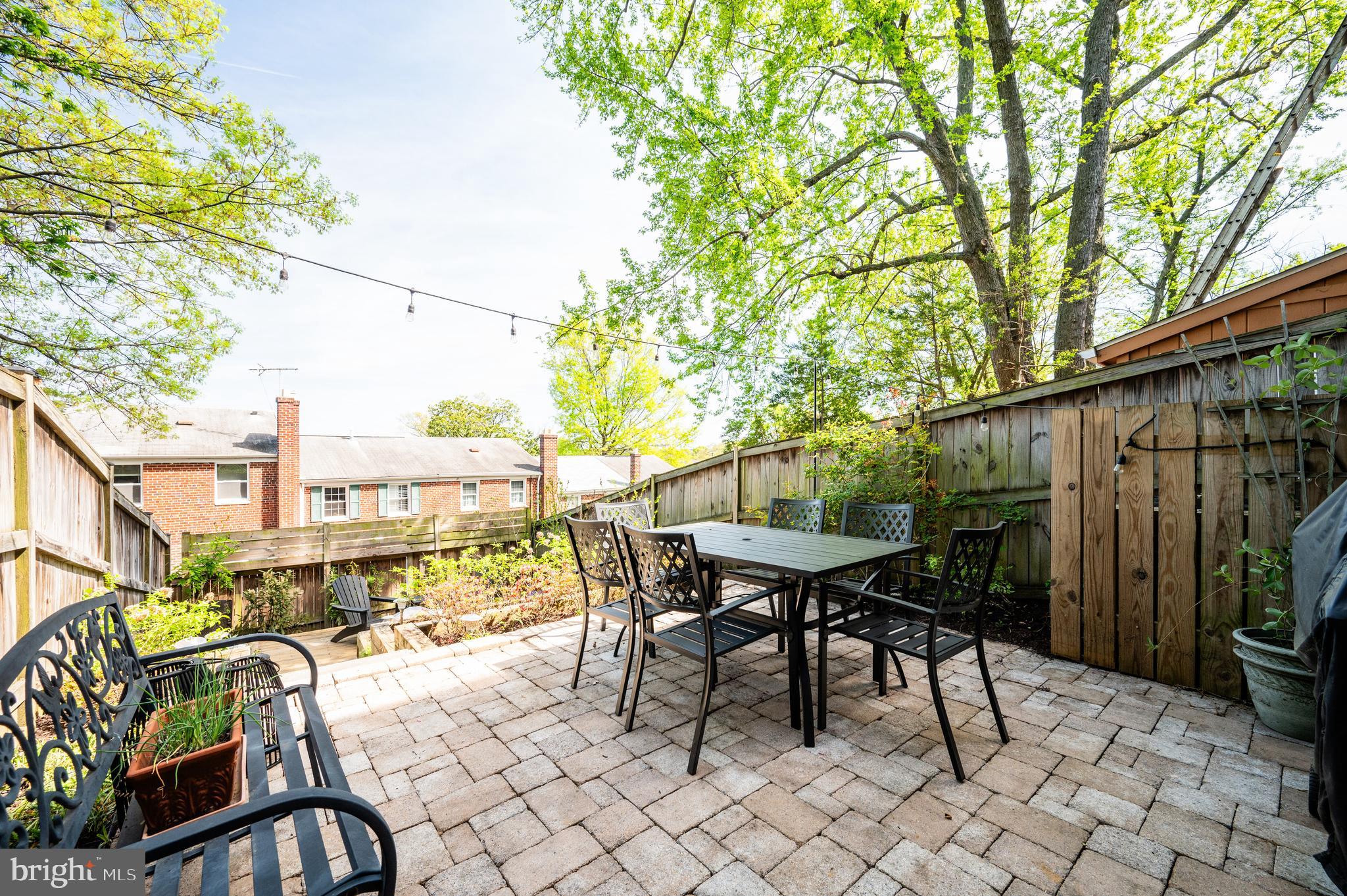 WARWICK VILLAGE - Residential