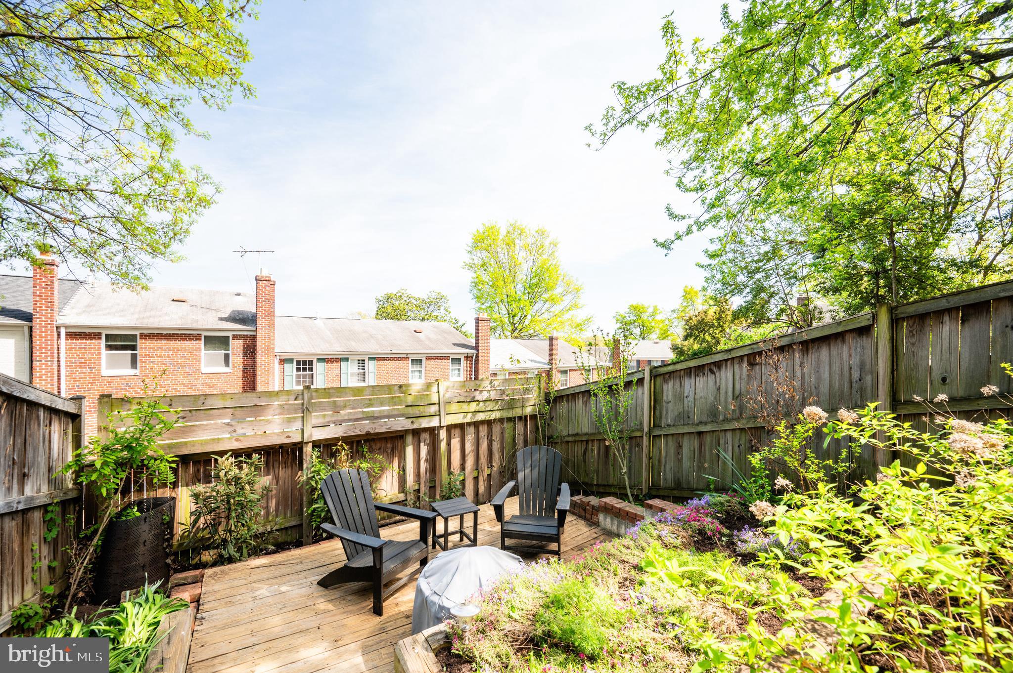 WARWICK VILLAGE - Residential