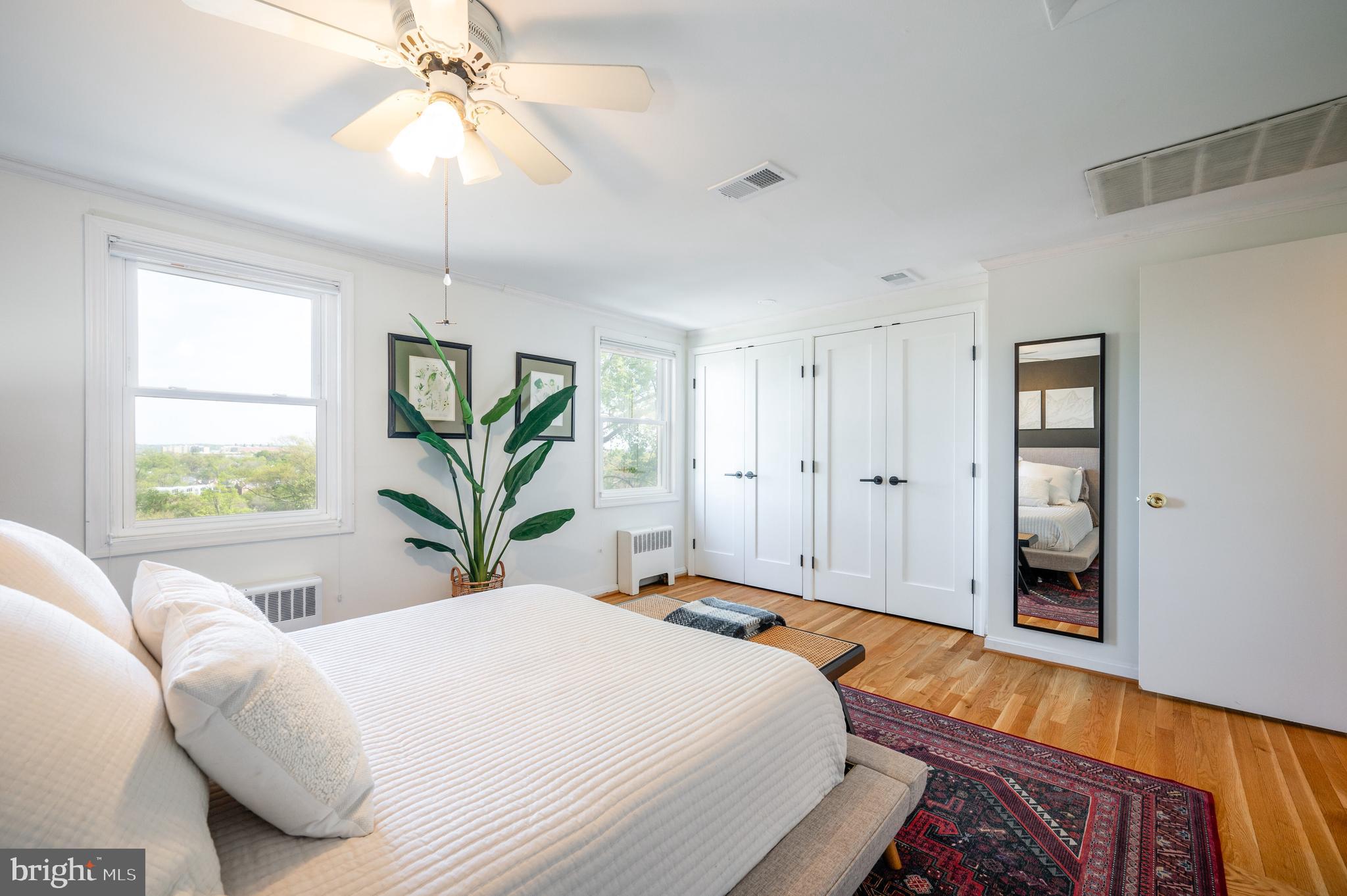 WARWICK VILLAGE - Residential