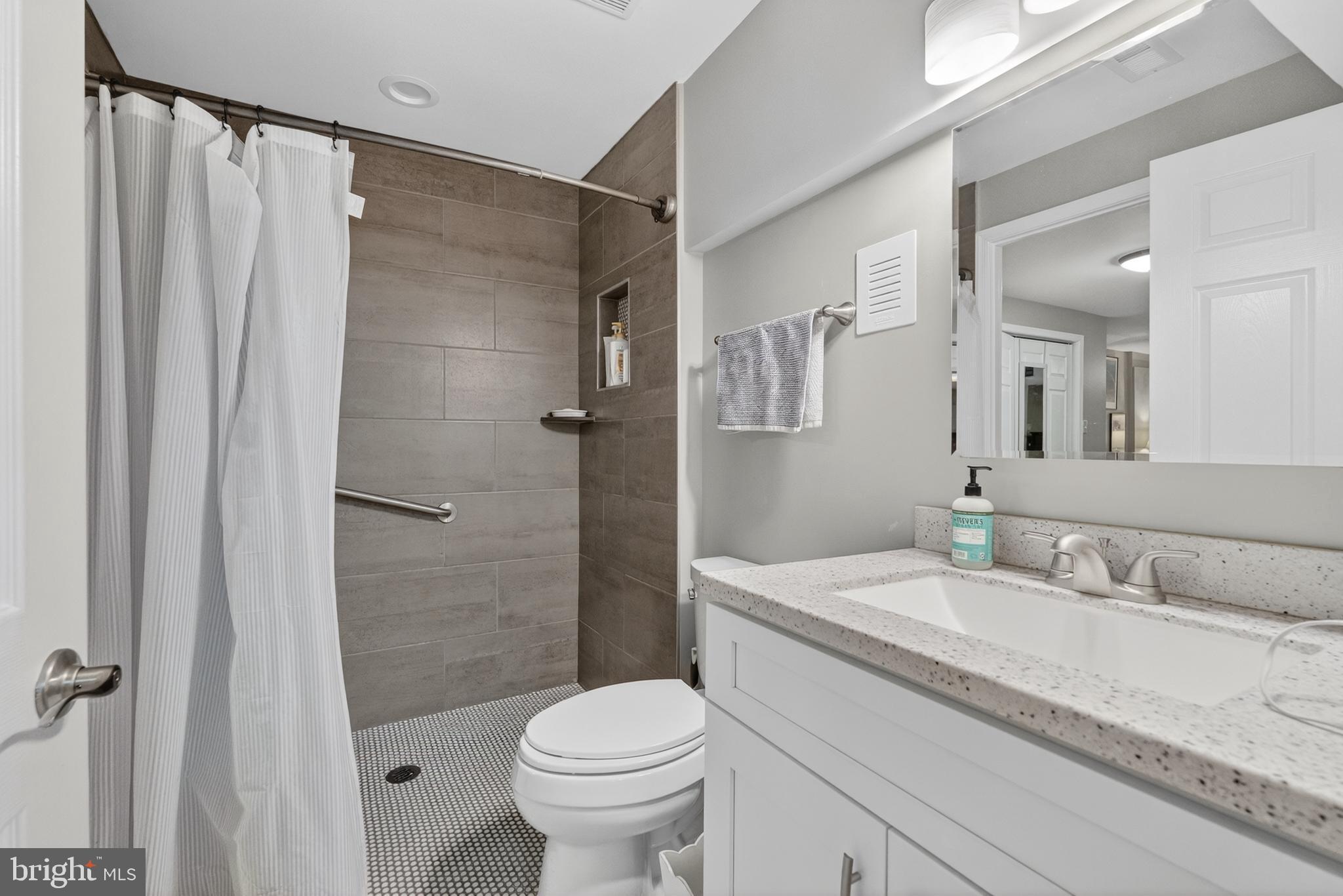 INNISVALE - Residential