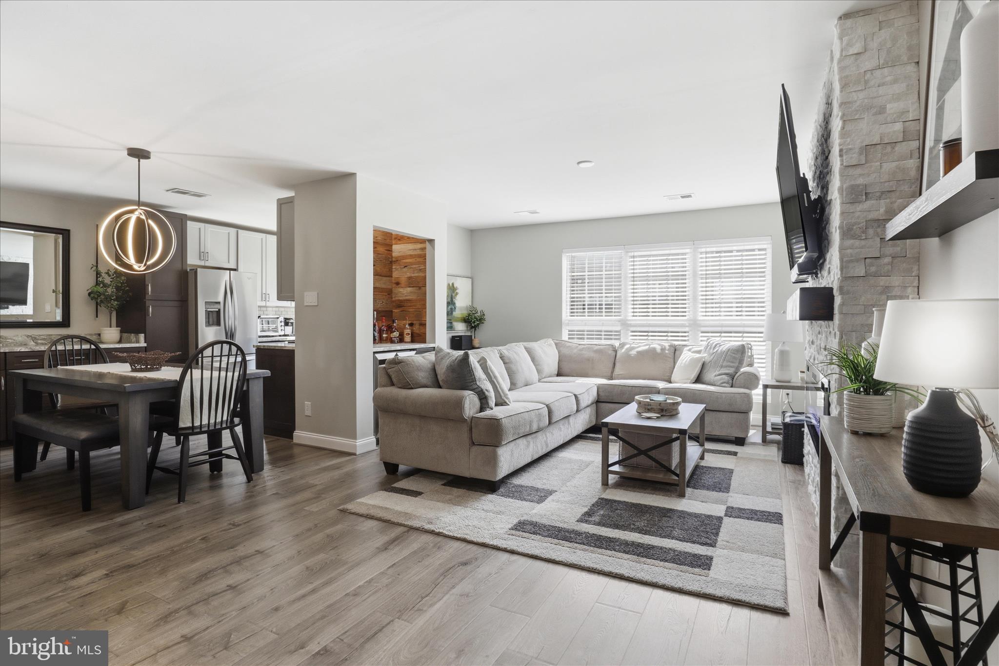 1101 HUNTMASTER TERRACE NE 201