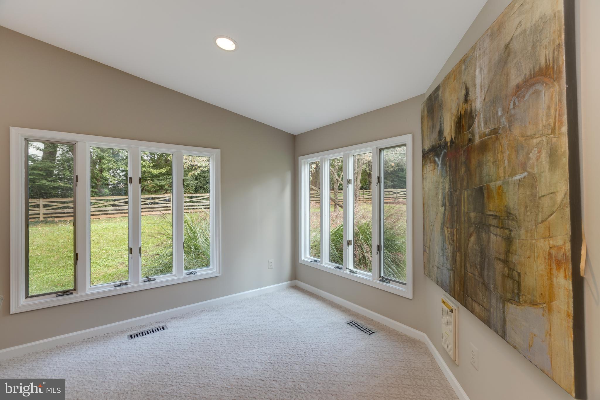 COUNTRYSIDE - Residential