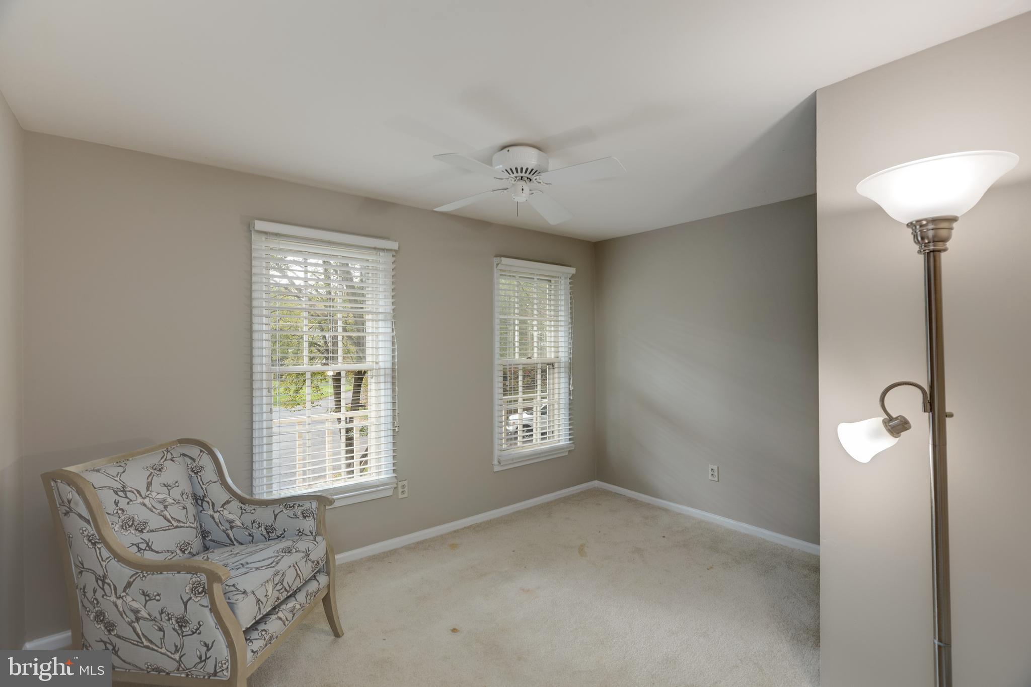 COUNTRYSIDE - Residential