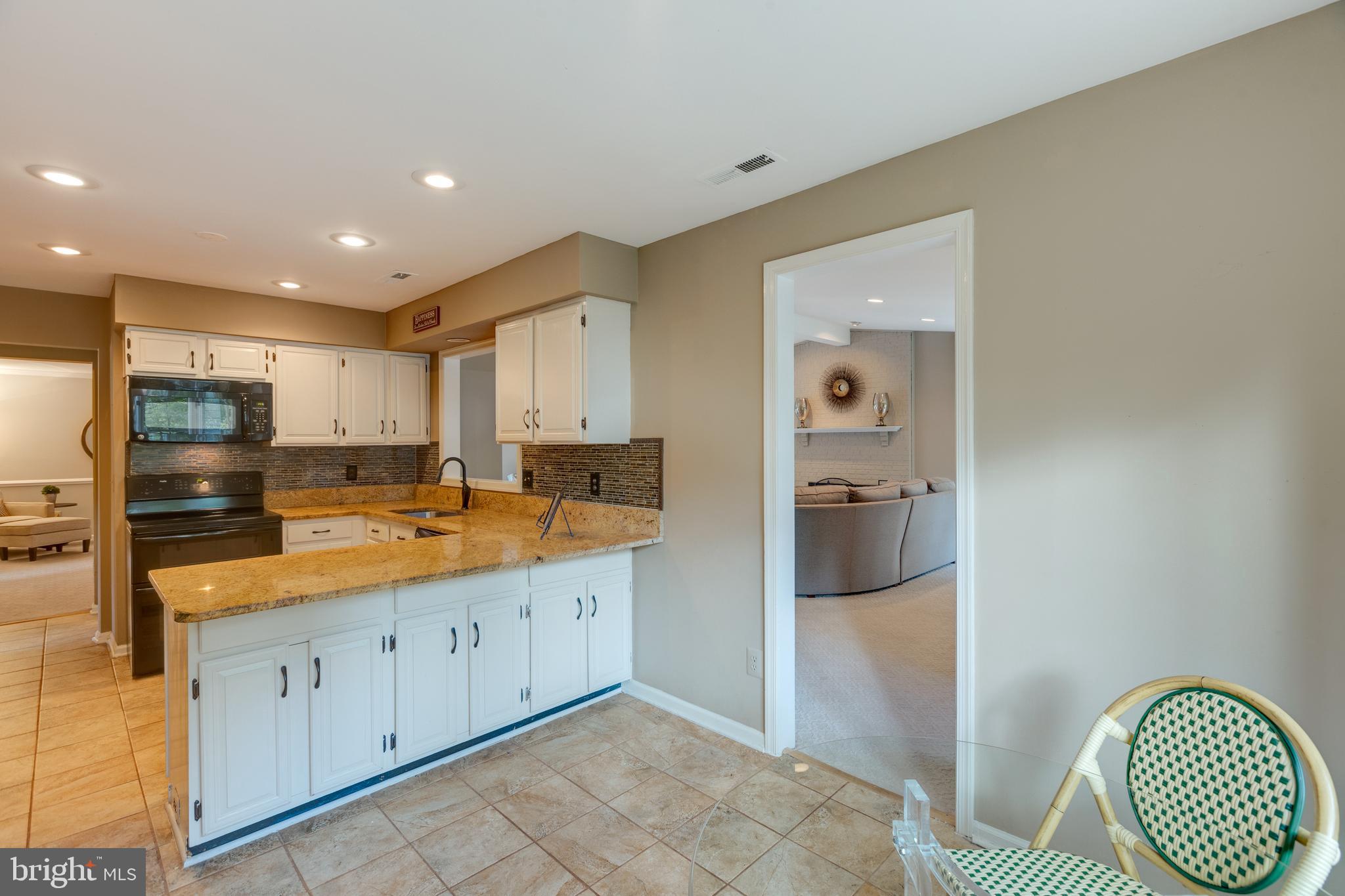 COUNTRYSIDE - Residential