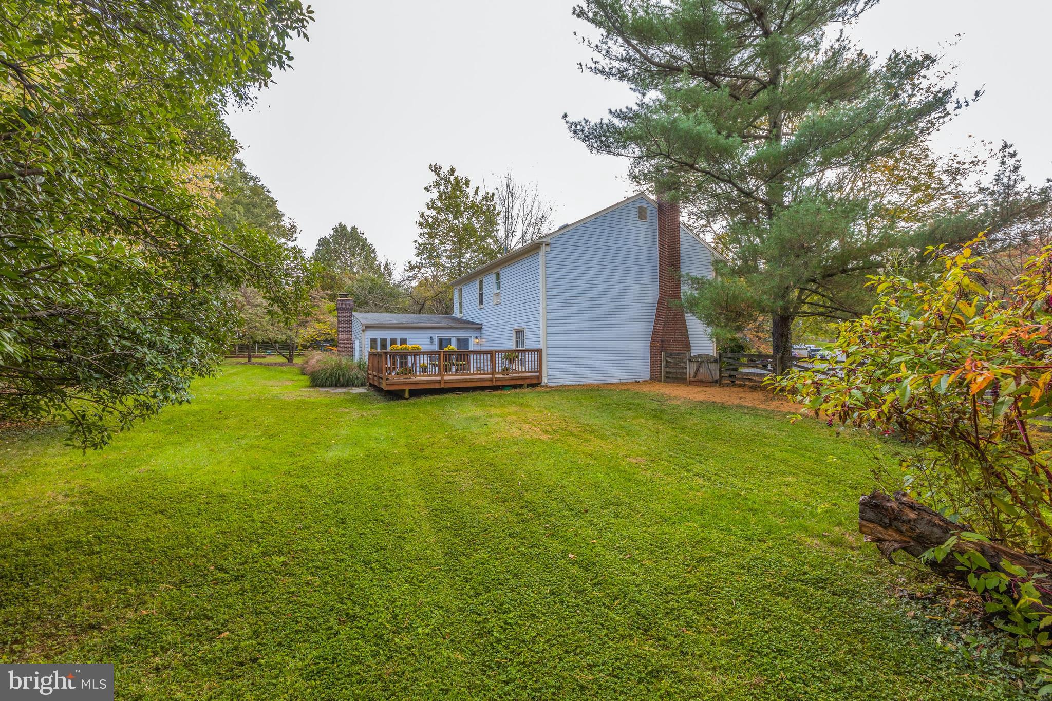 COUNTRYSIDE - Residential