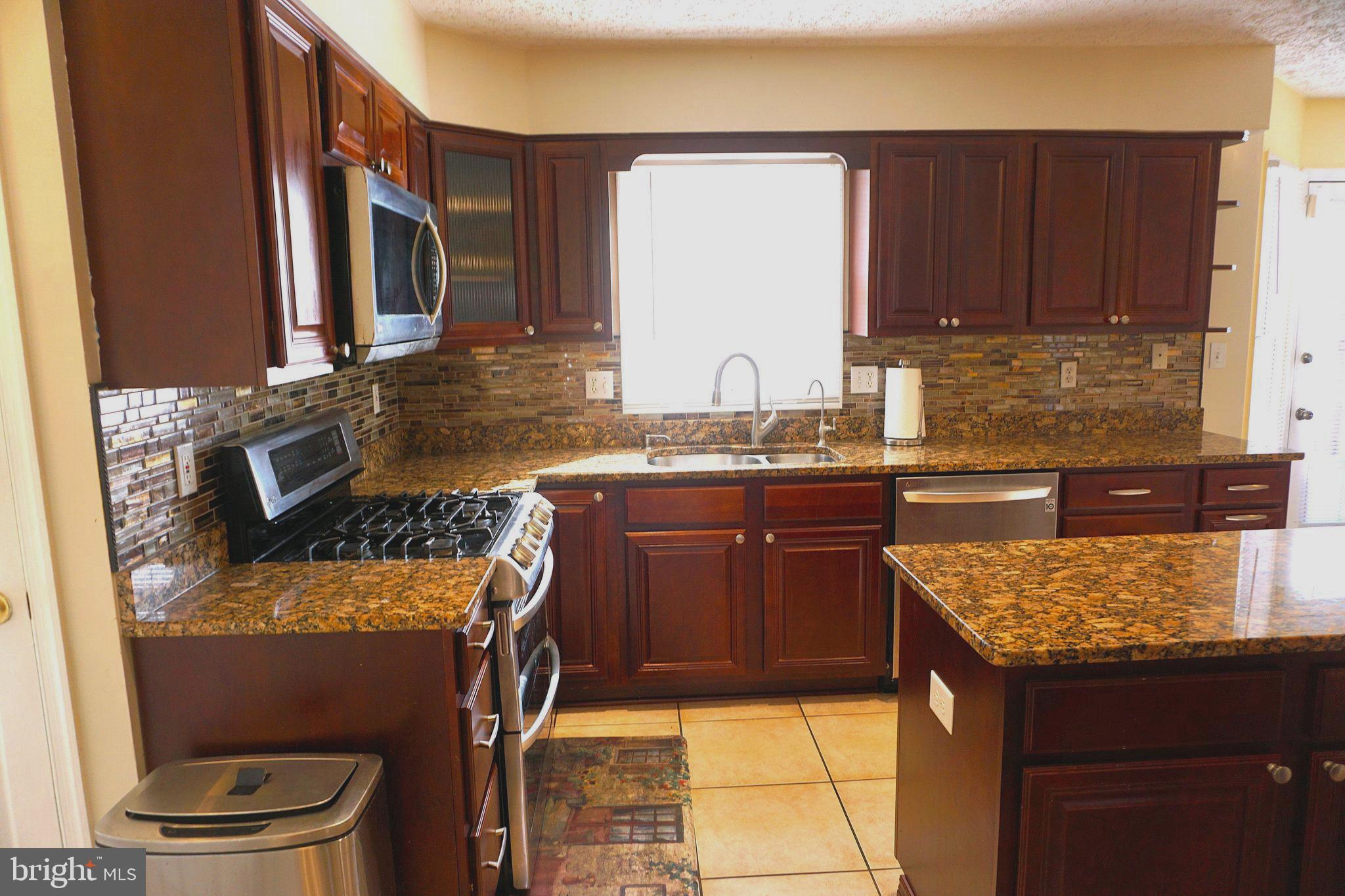 GOLDEN BELL - Residential