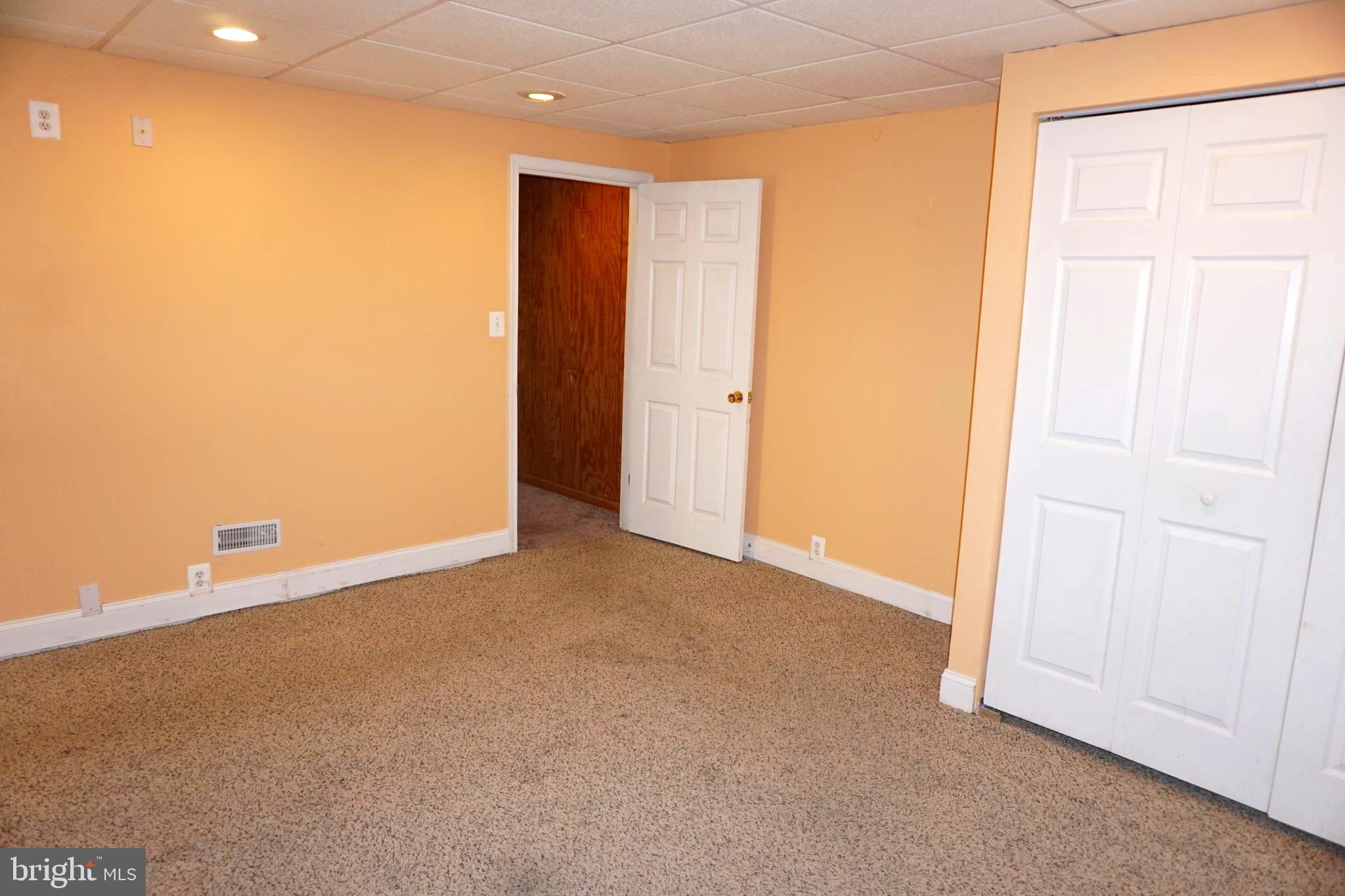 GOLDEN BELL - Residential