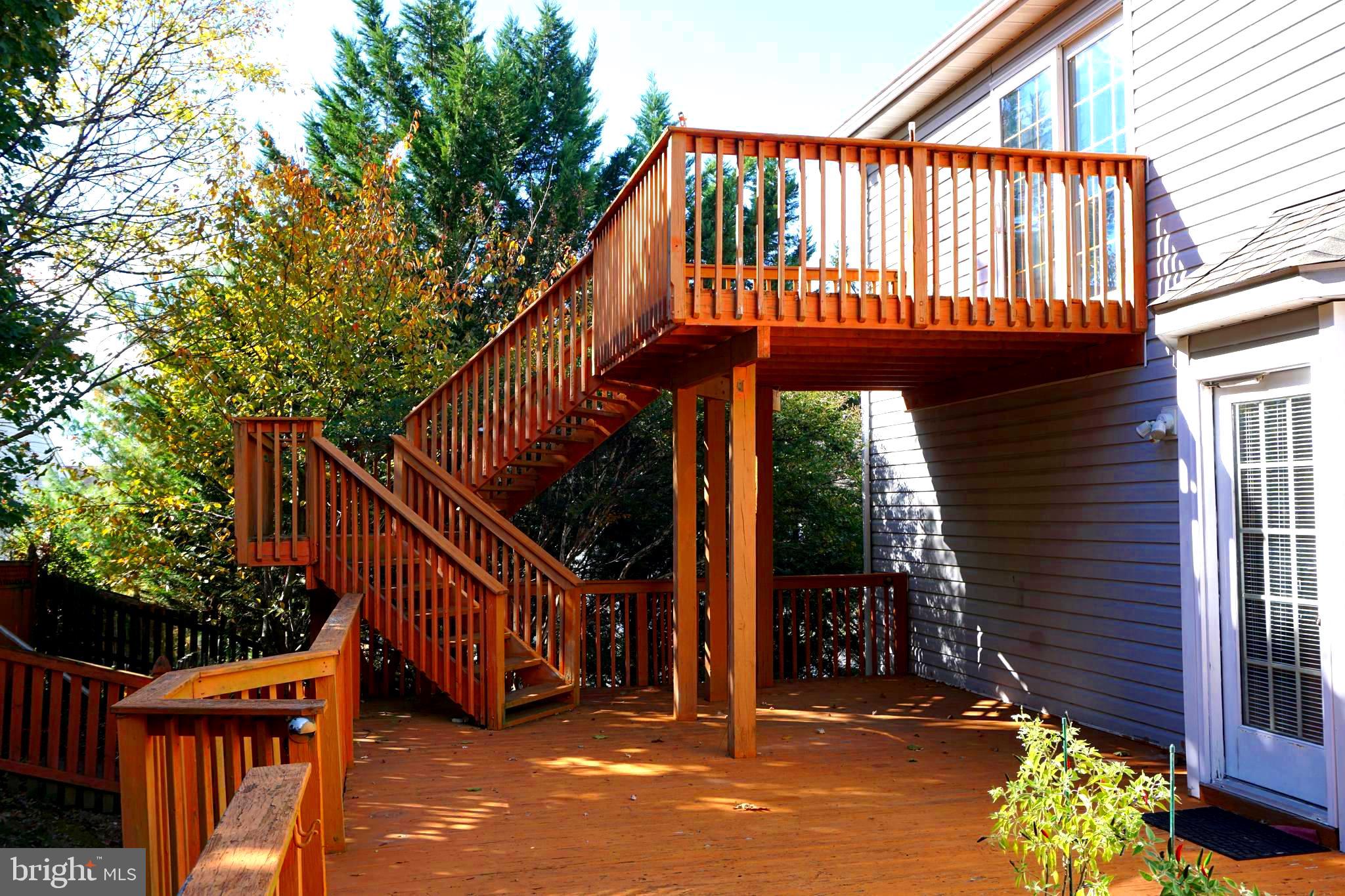 GOLDEN BELL - Residential