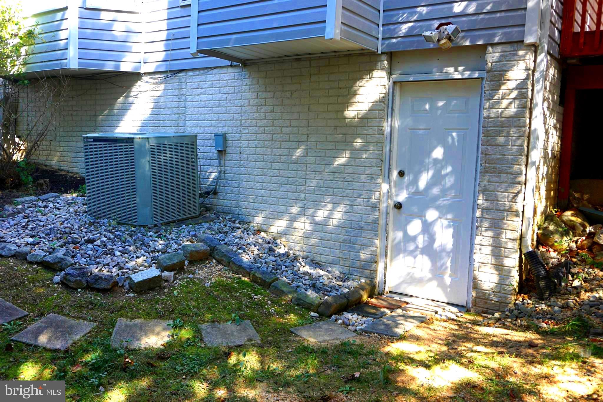 GOLDEN BELL - Residential