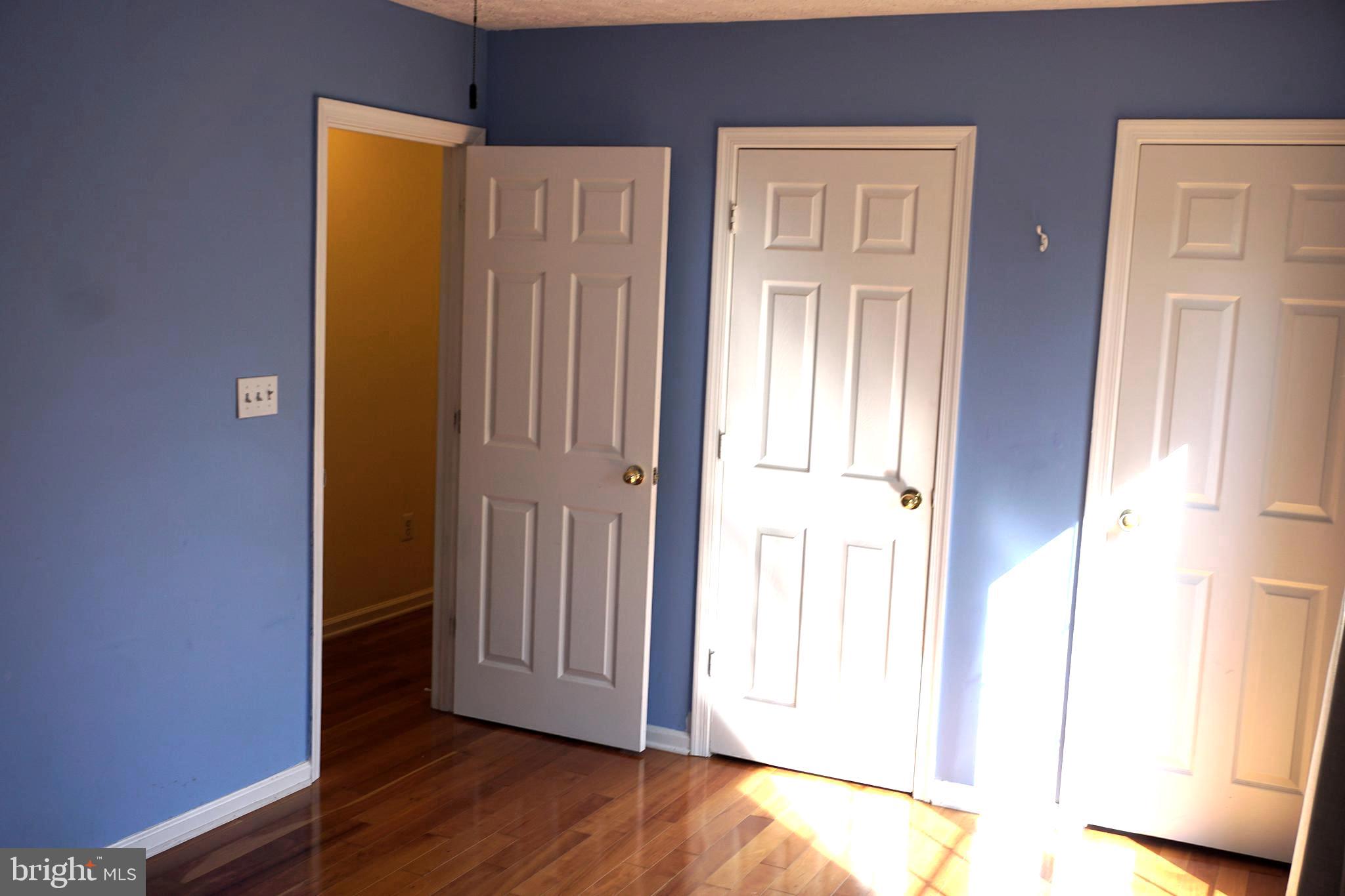 GOLDEN BELL - Residential