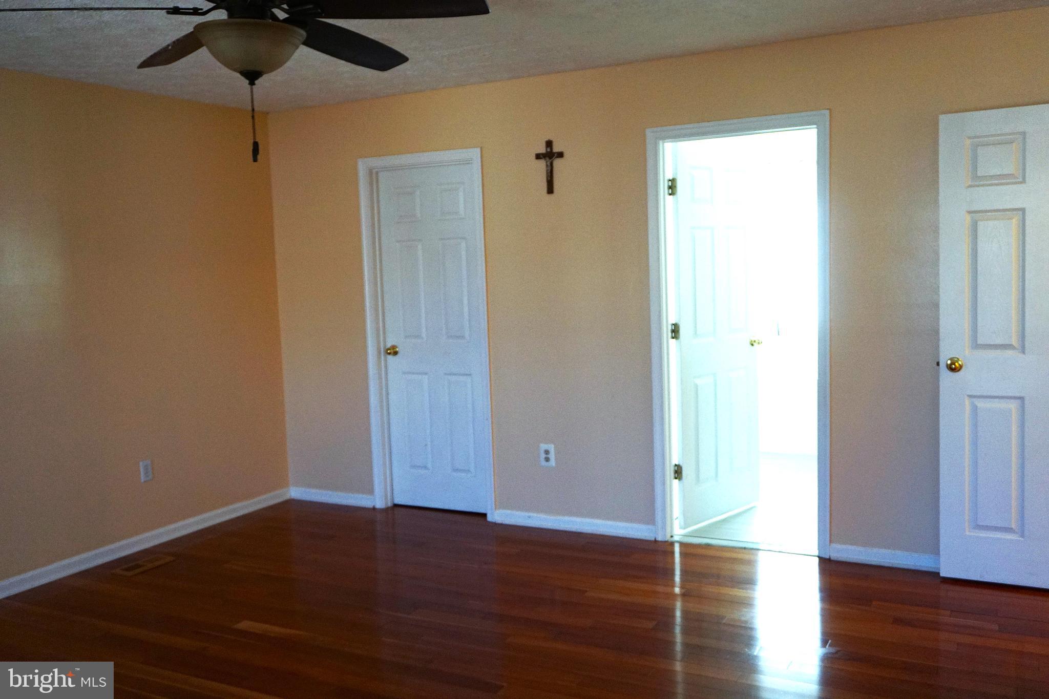 GOLDEN BELL - Residential