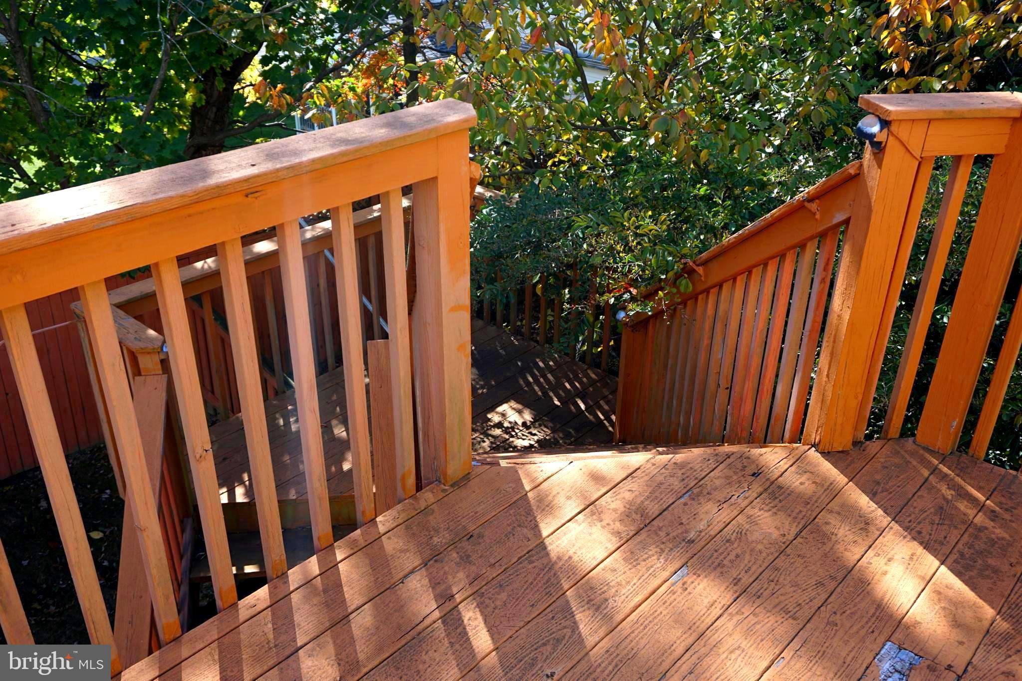 GOLDEN BELL - Residential