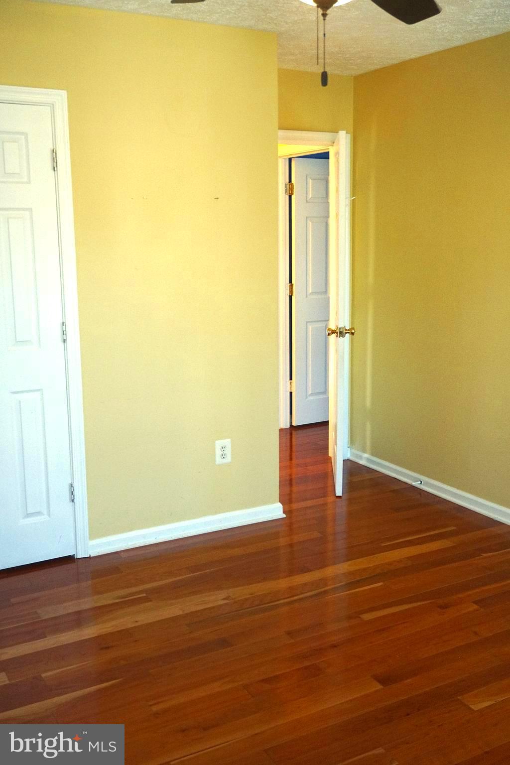 GOLDEN BELL - Residential