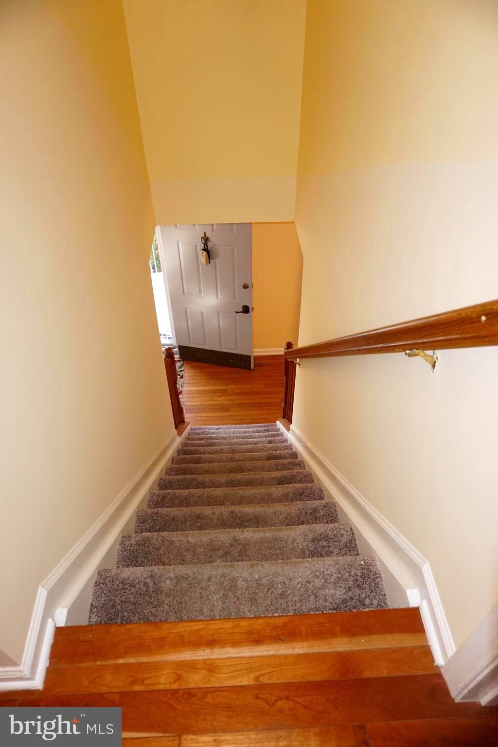 GOLDEN BELL - Residential