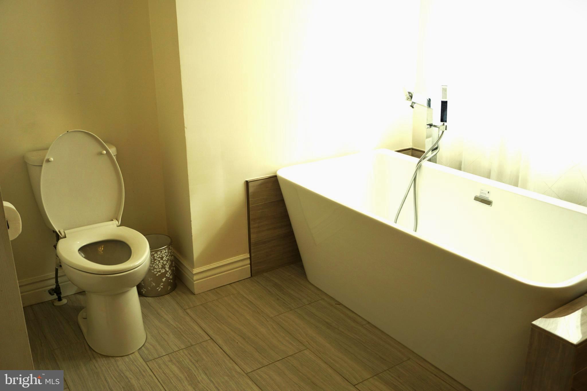 GOLDEN BELL - Residential