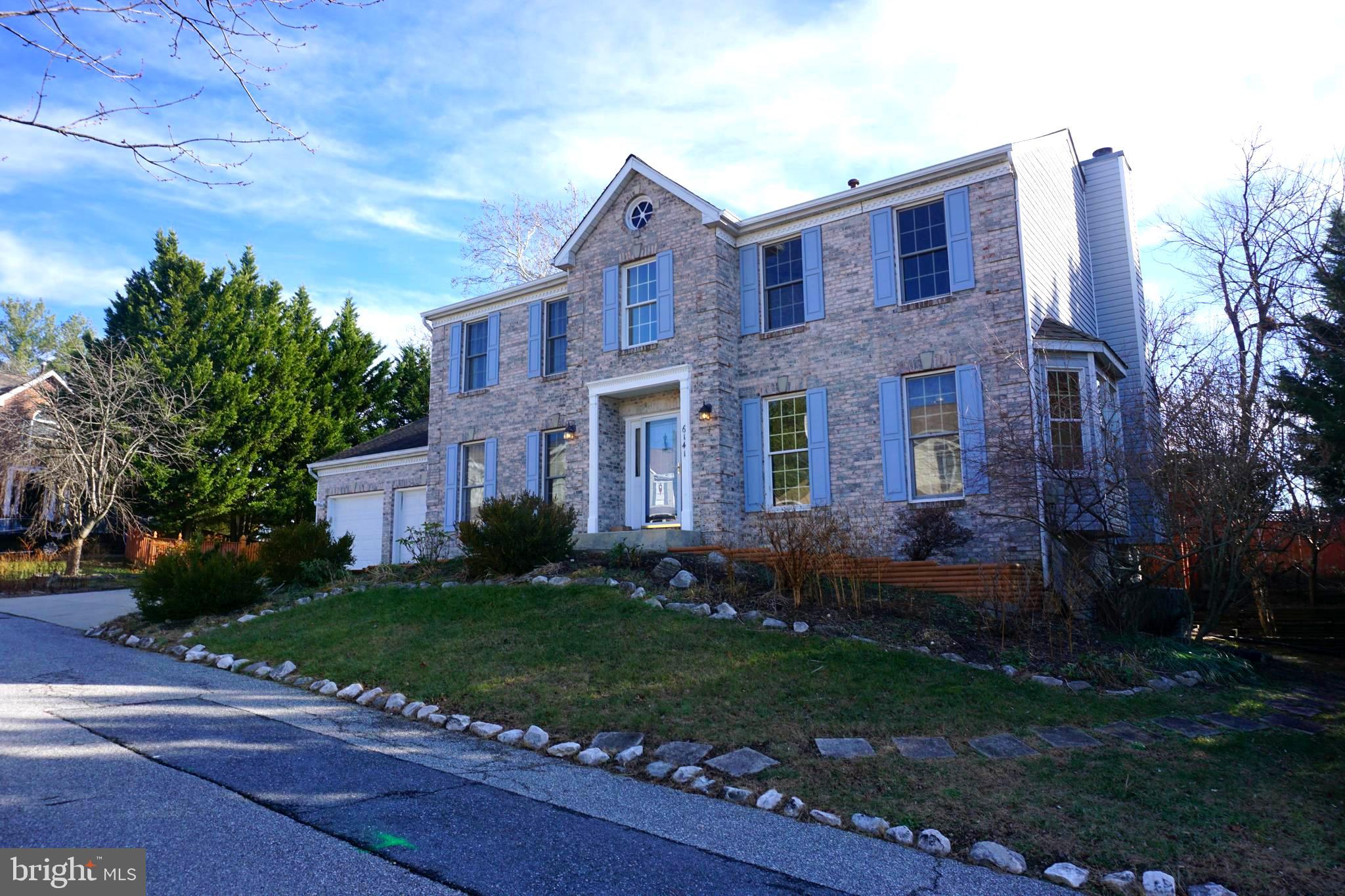 GOLDEN BELL - Residential