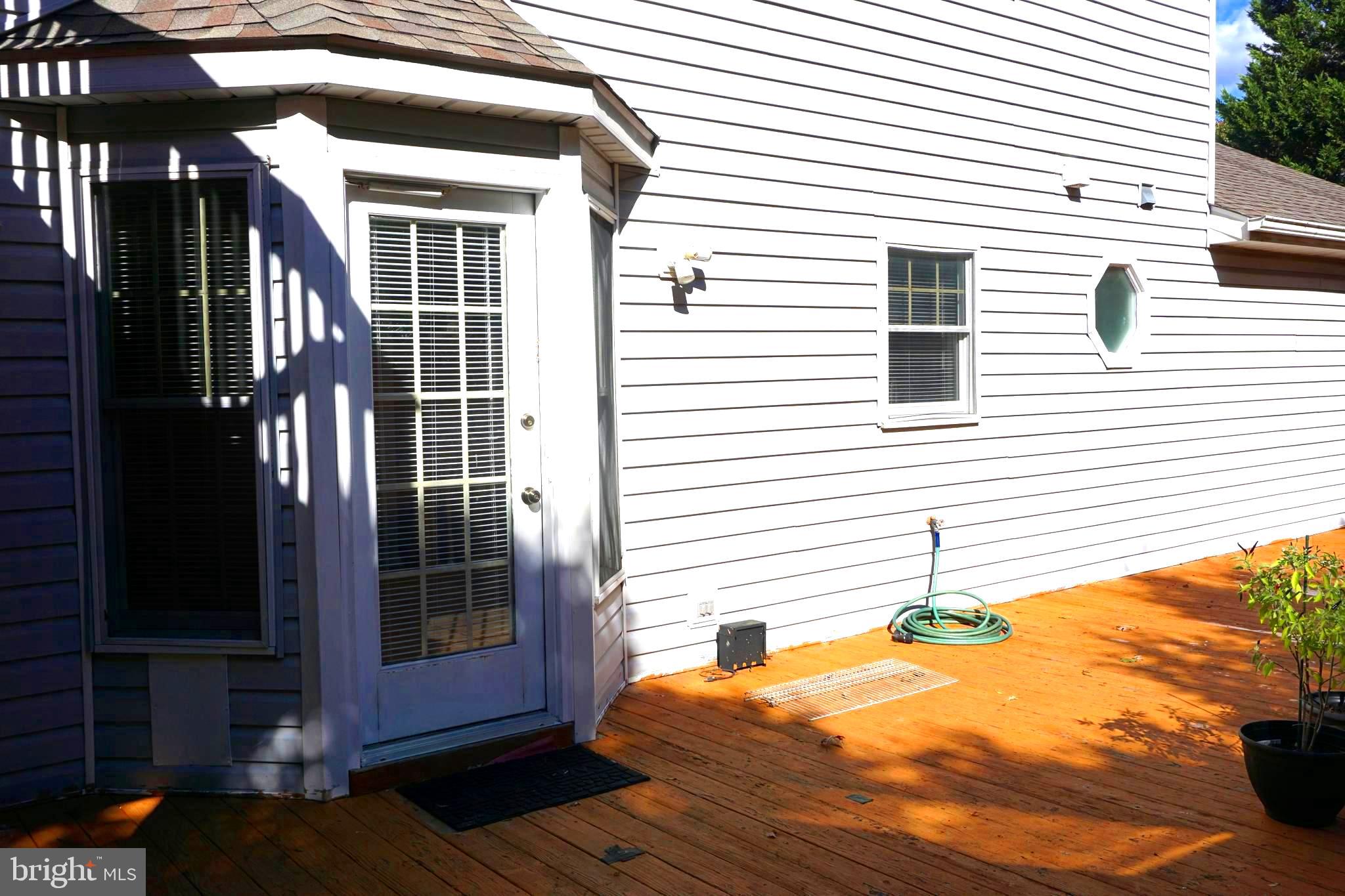 GOLDEN BELL - Residential