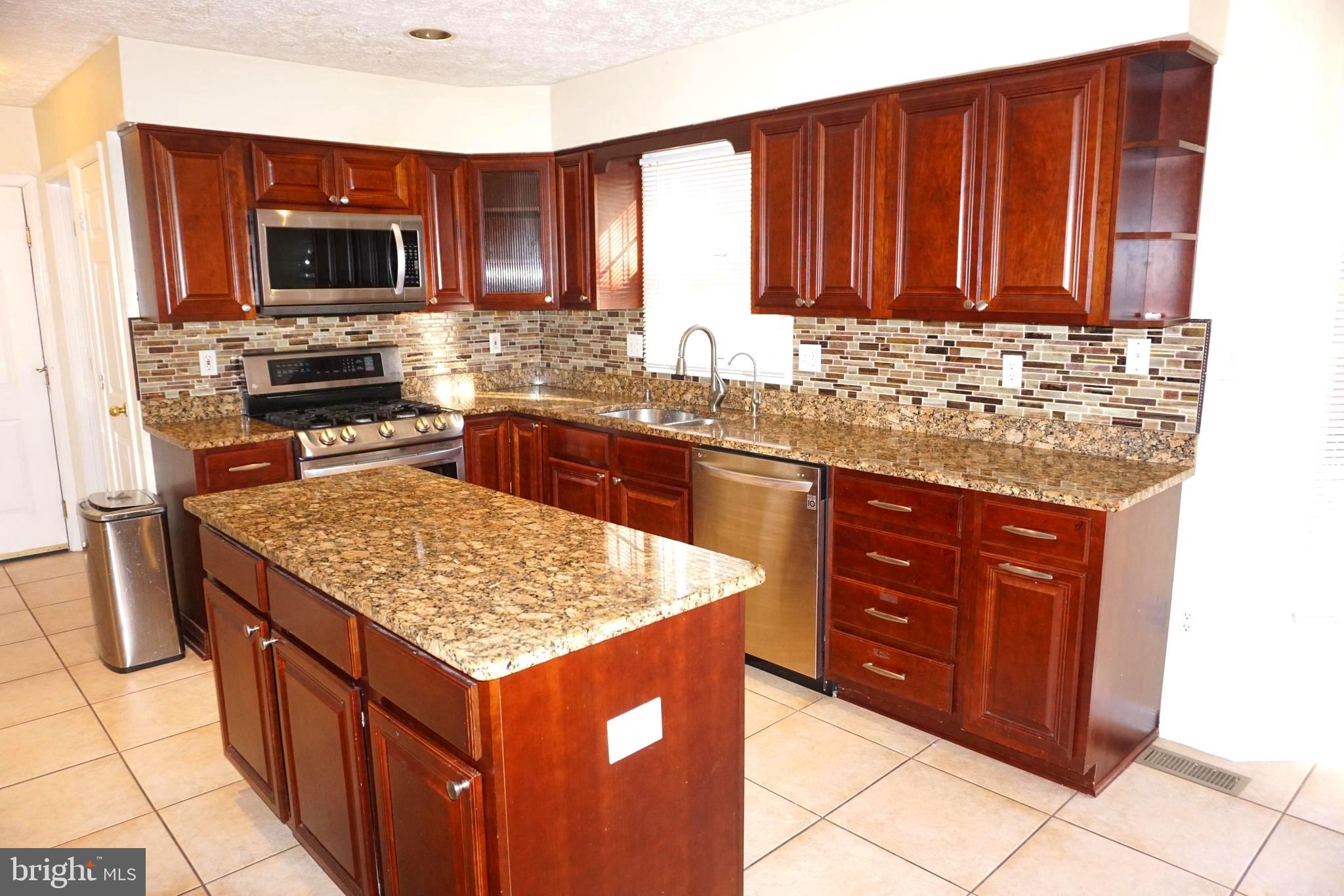 GOLDEN BELL - Residential