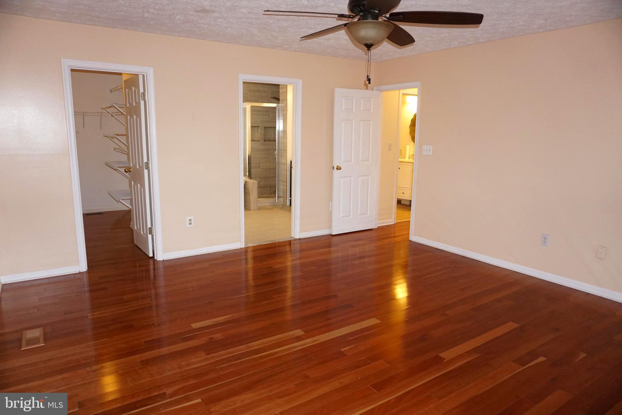 GOLDEN BELL - Residential