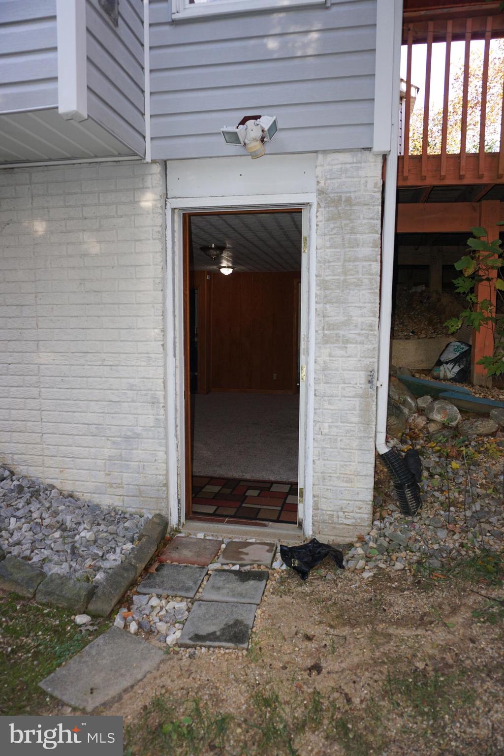 GOLDEN BELL - Residential