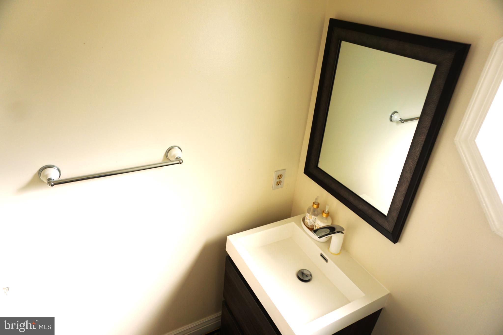 GOLDEN BELL - Residential