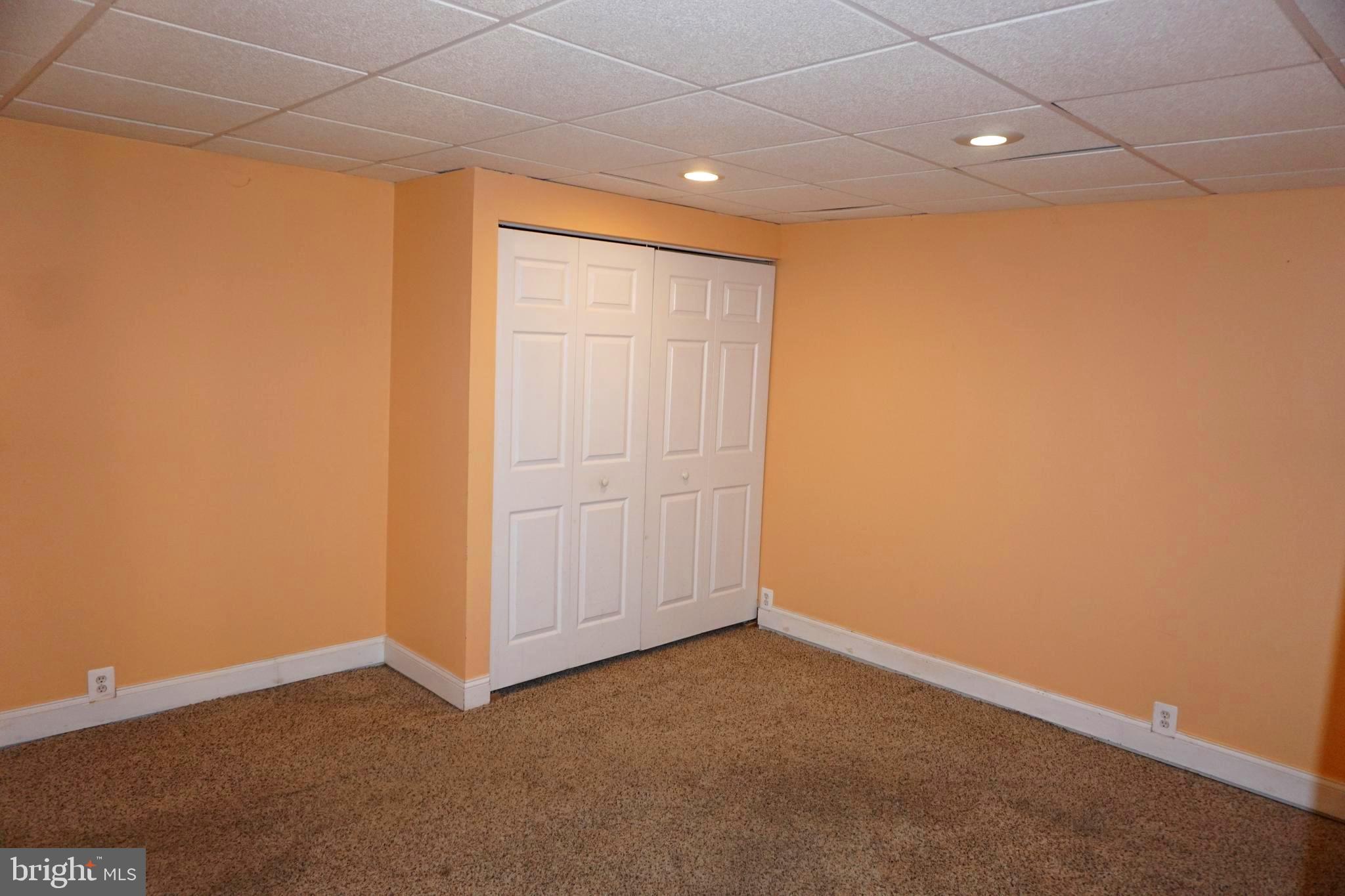 GOLDEN BELL - Residential