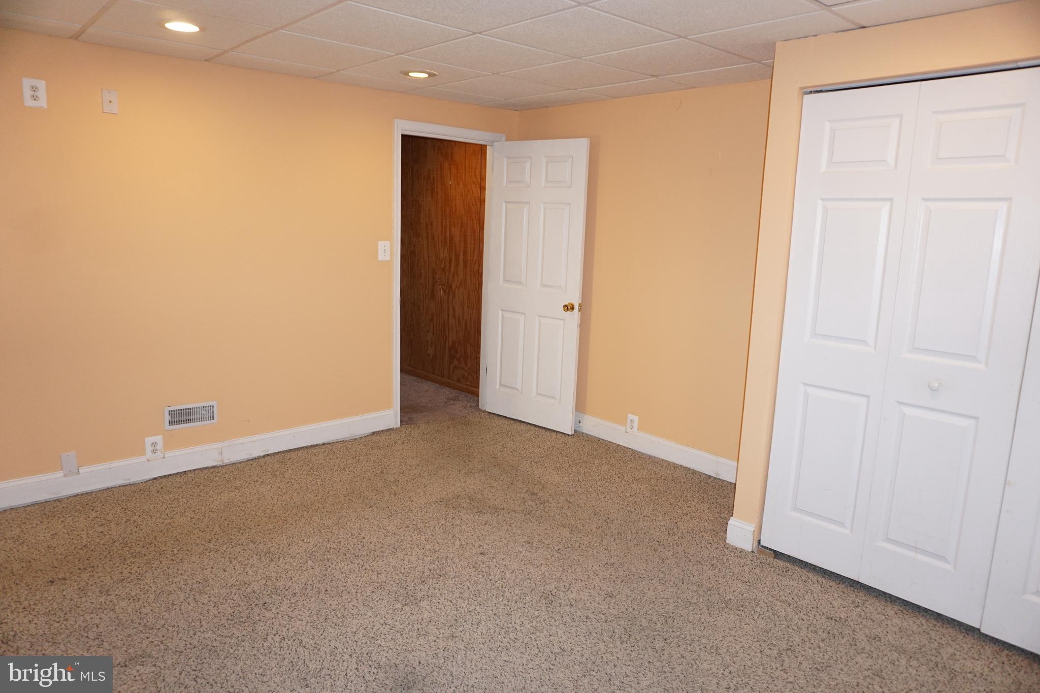 GOLDEN BELL - Residential