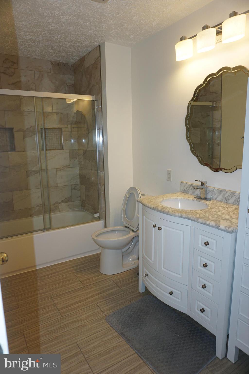 GOLDEN BELL - Residential