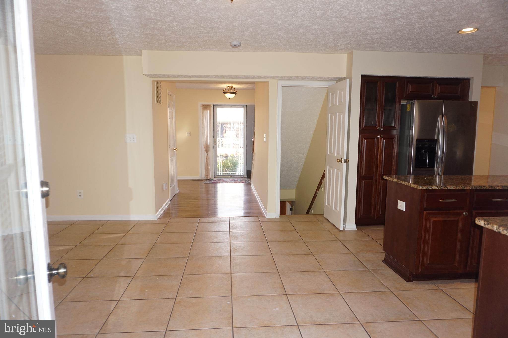 GOLDEN BELL - Residential