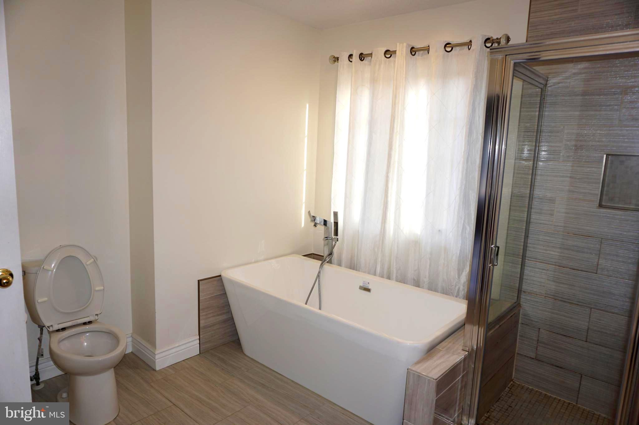 GOLDEN BELL - Residential