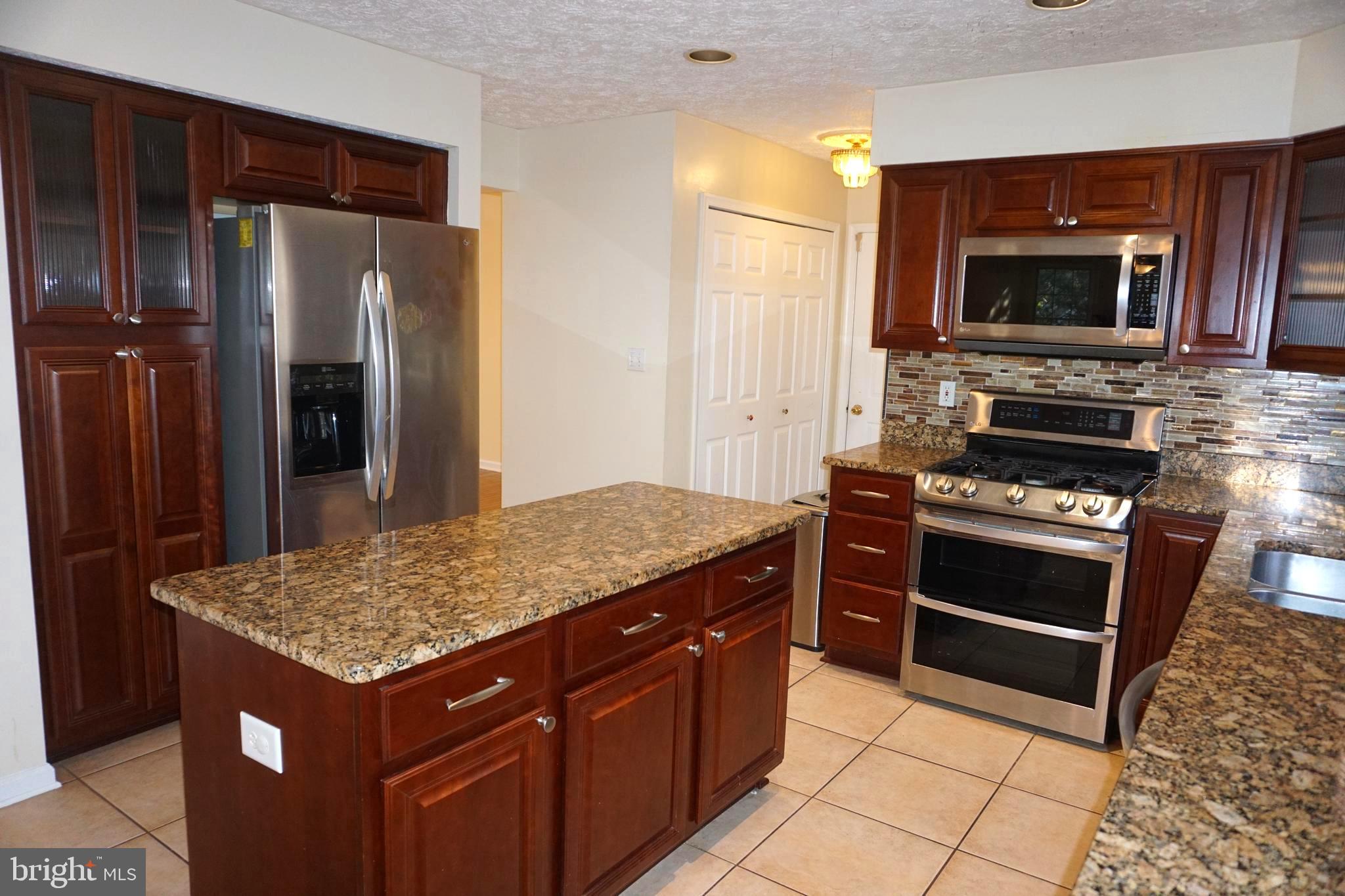 GOLDEN BELL - Residential