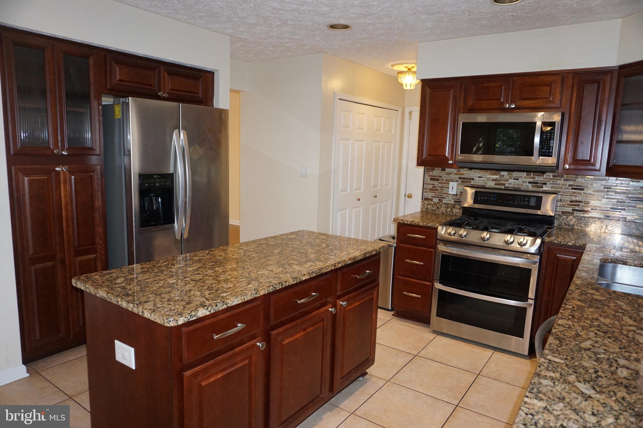 GOLDEN BELL - Residential