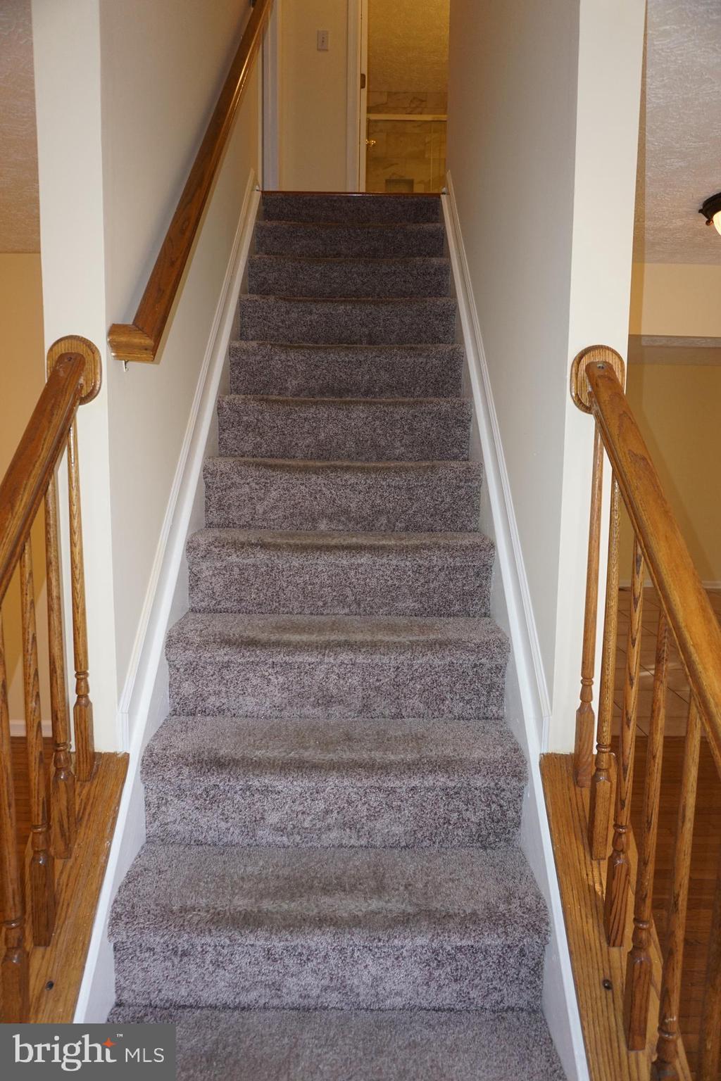 GOLDEN BELL - Residential