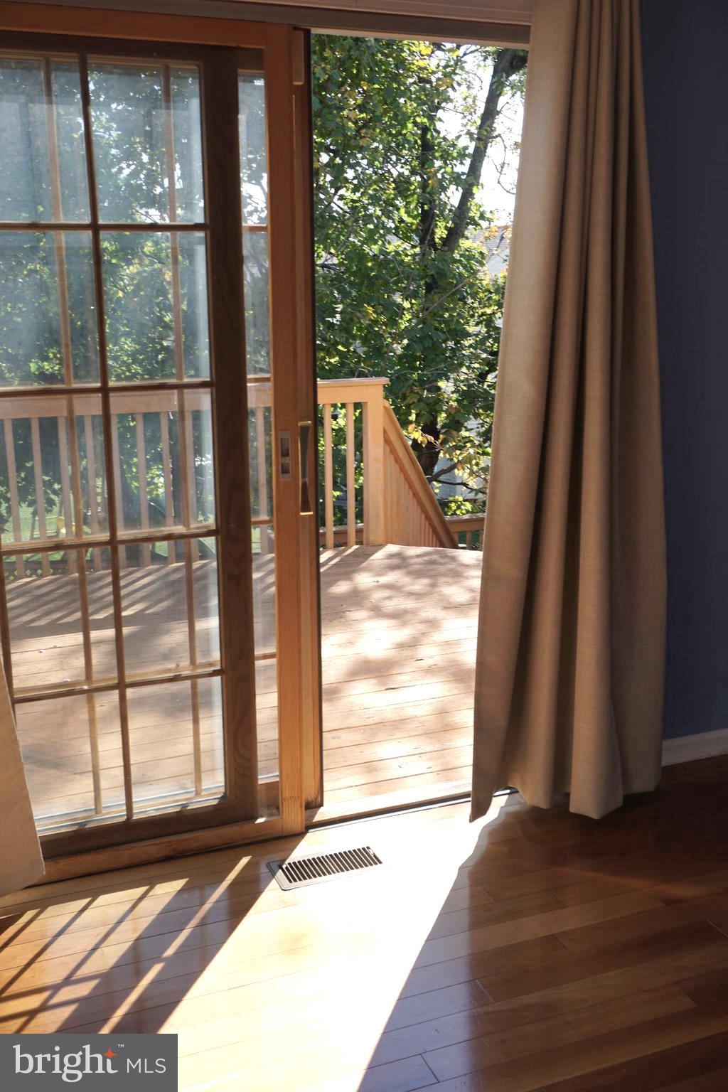 GOLDEN BELL - Residential