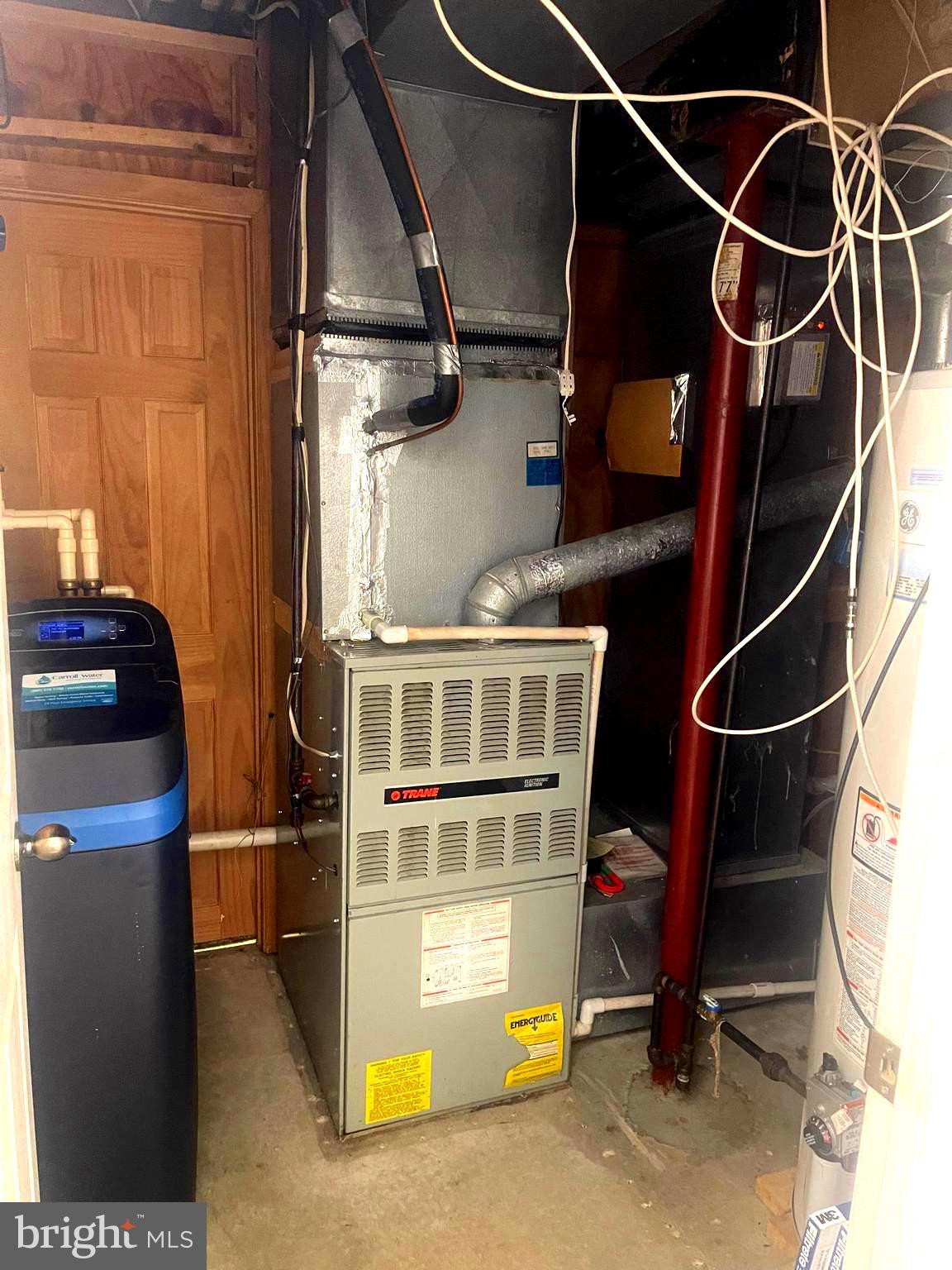 GOLDEN BELL - Residential