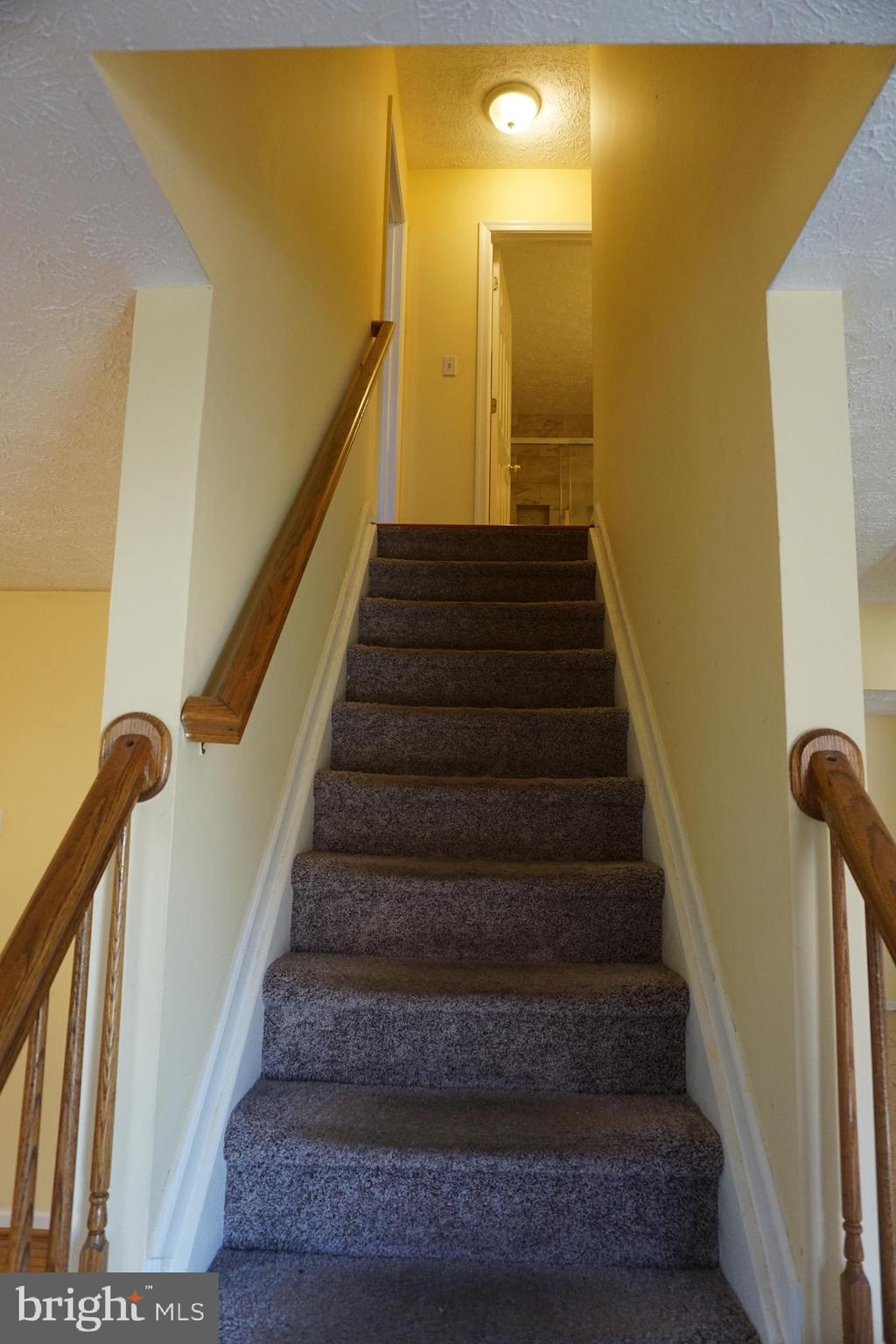 GOLDEN BELL - Residential