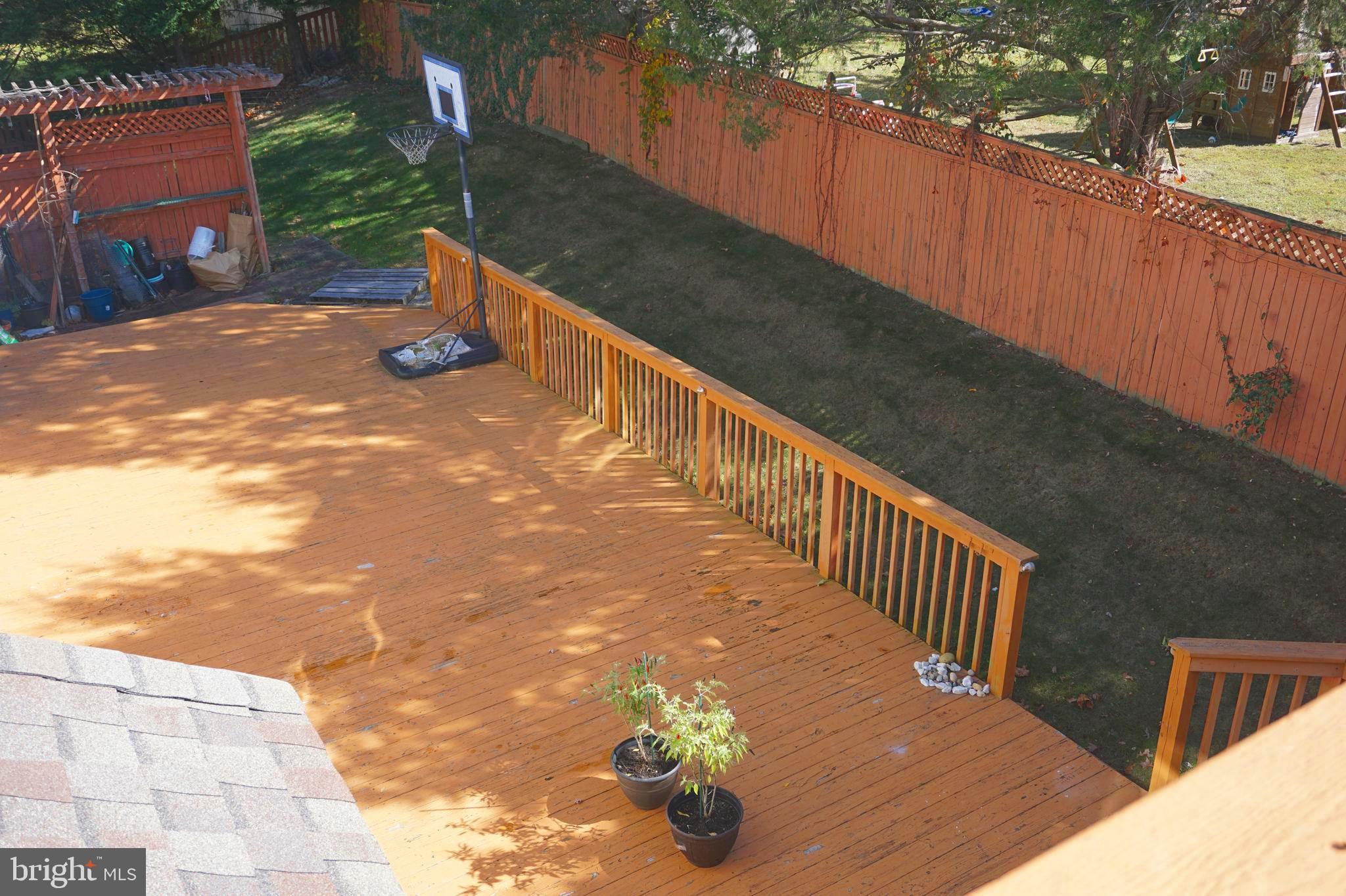 GOLDEN BELL - Residential