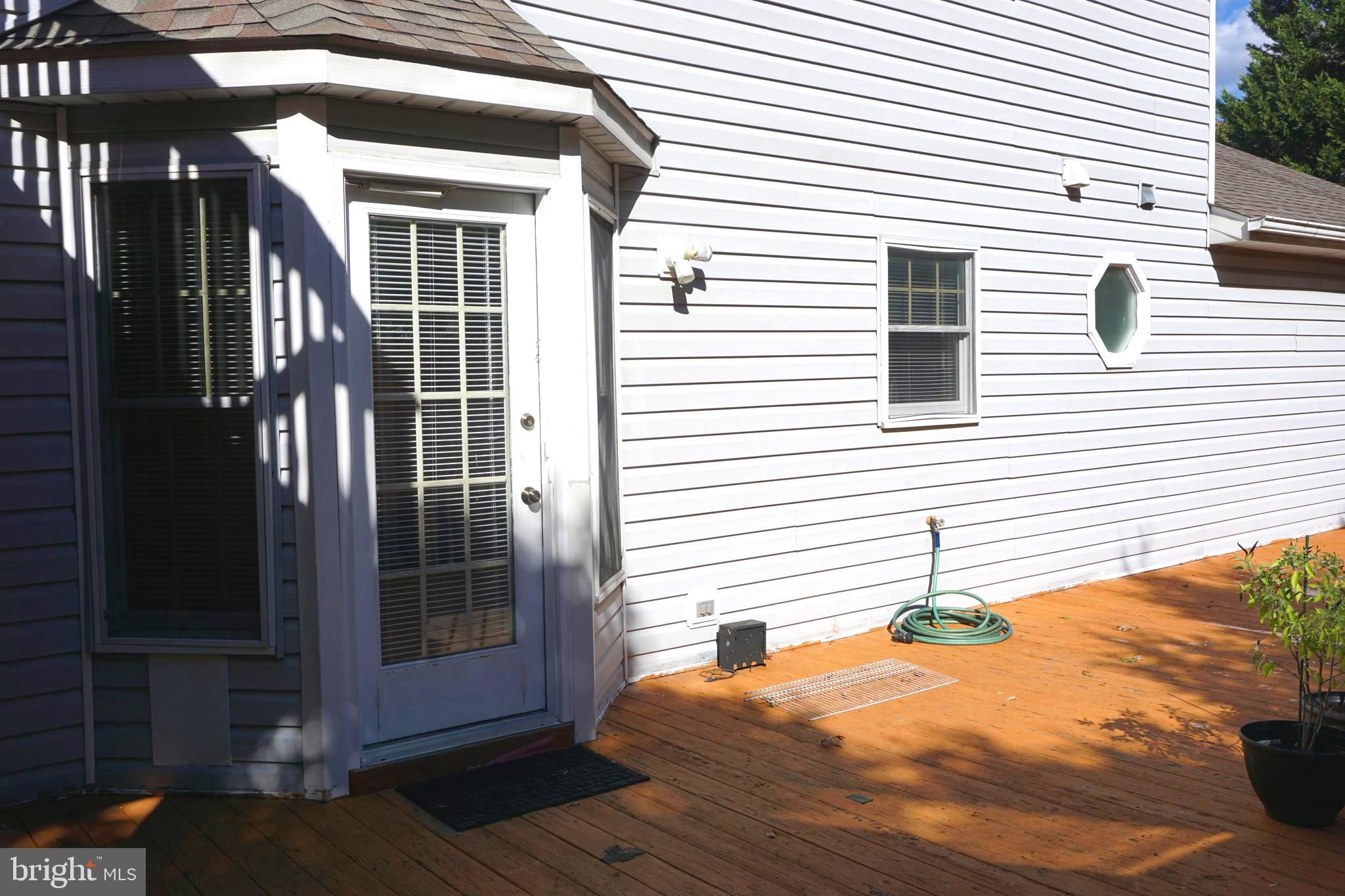 GOLDEN BELL - Residential