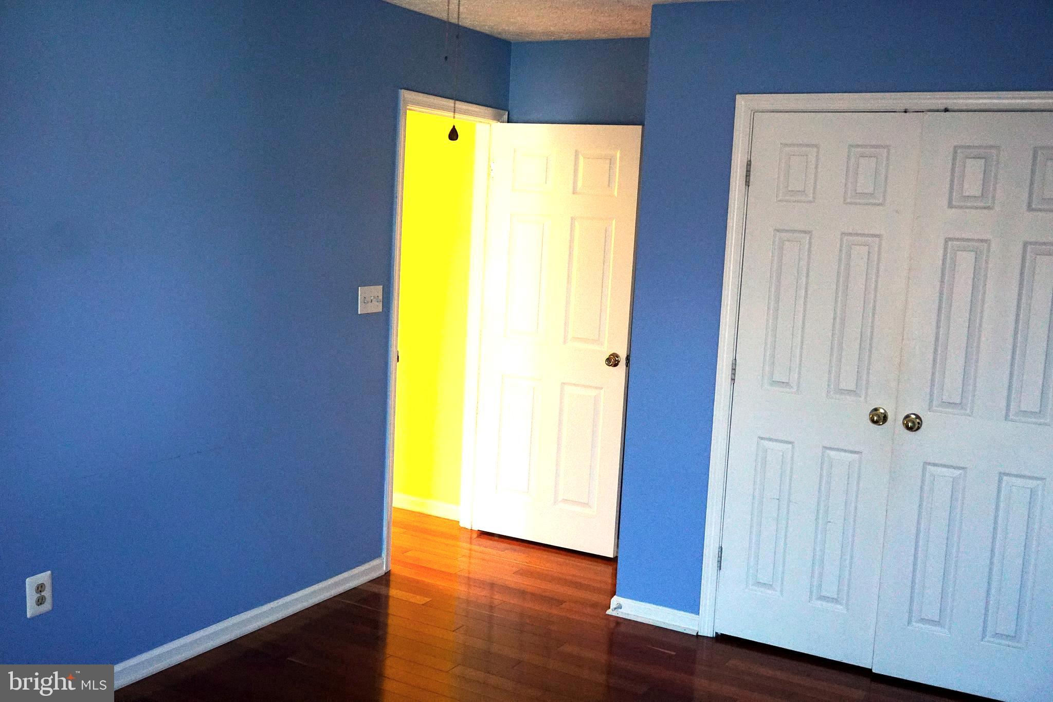 GOLDEN BELL - Residential