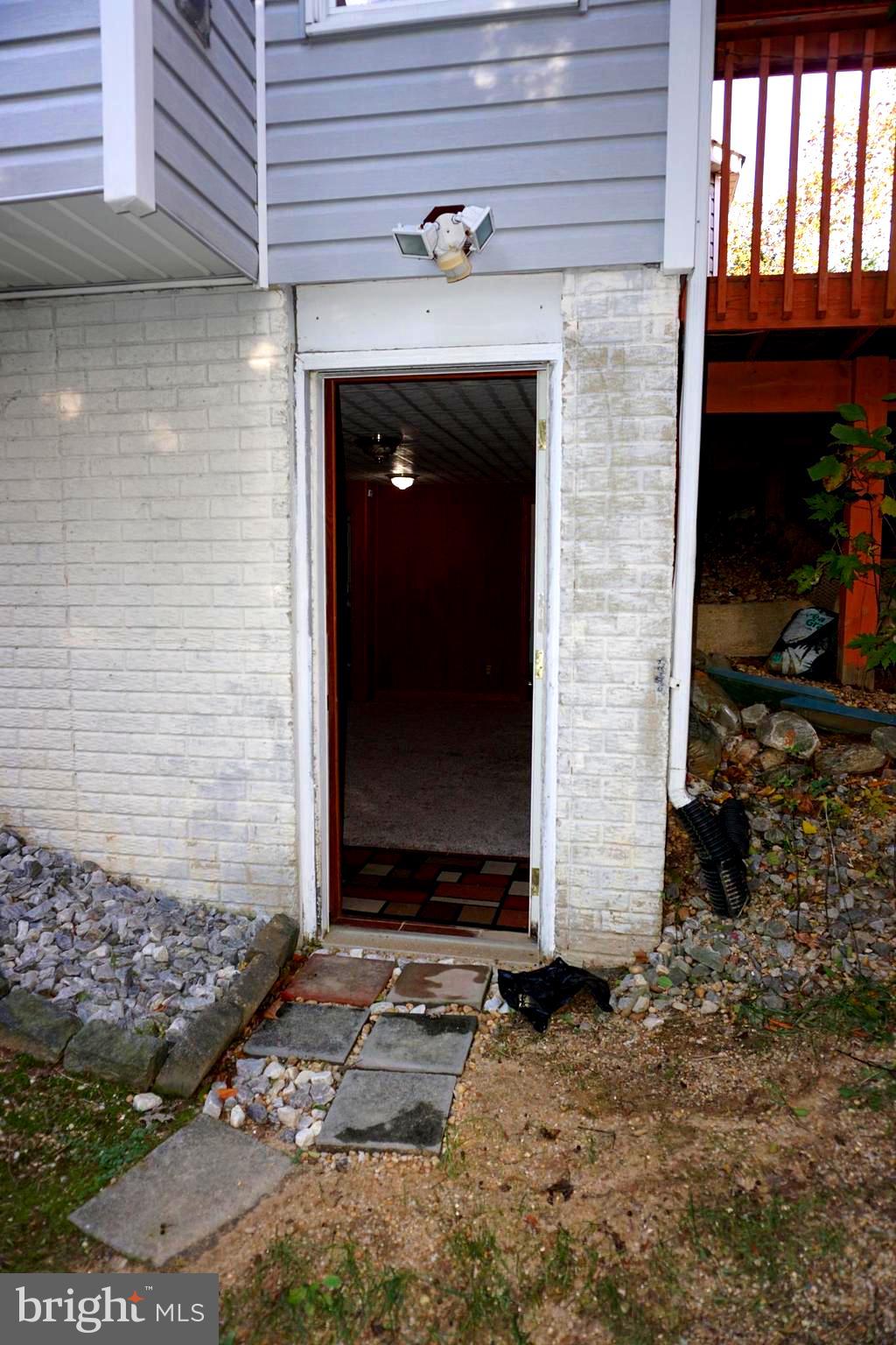 GOLDEN BELL - Residential