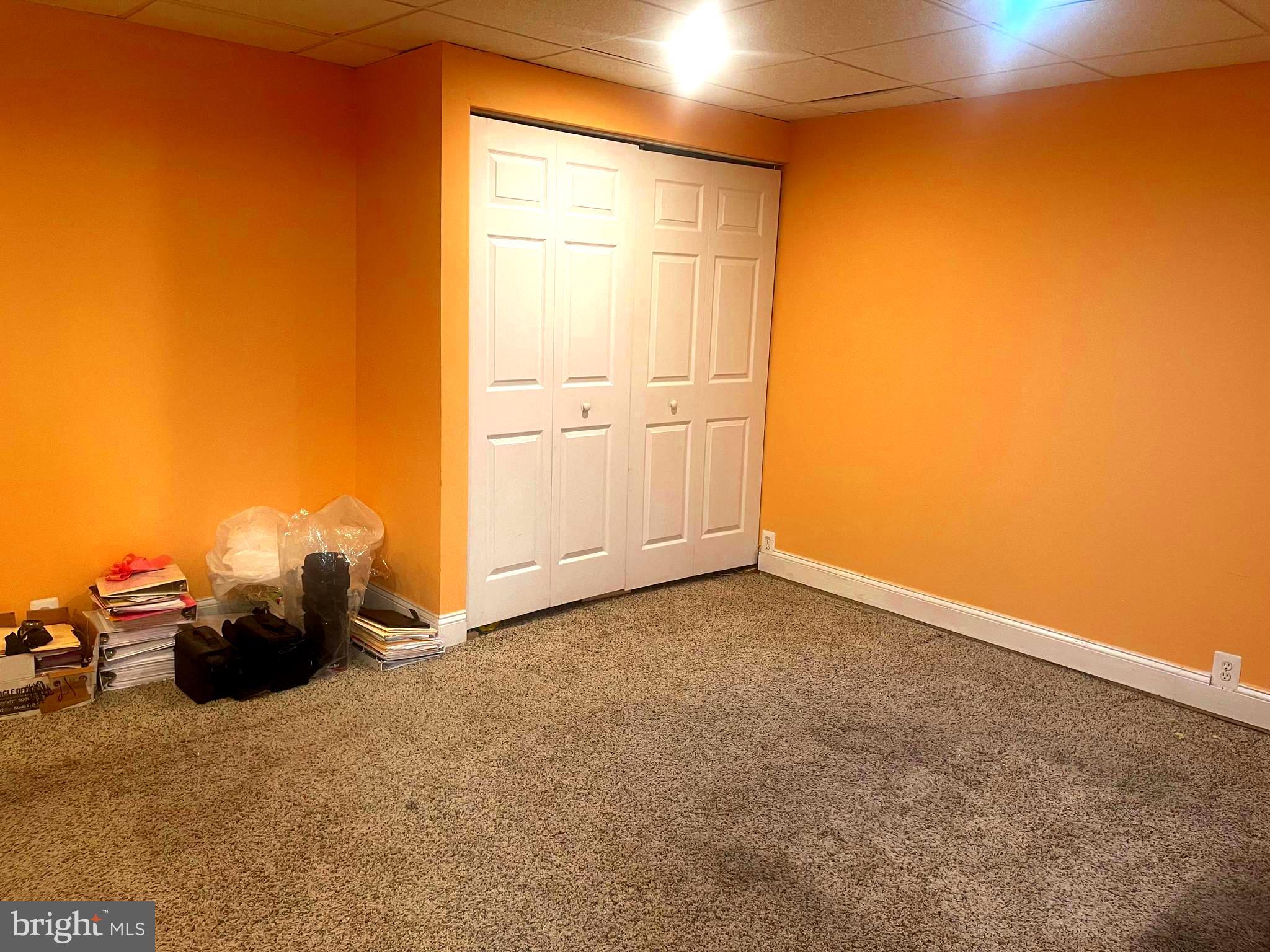 GOLDEN BELL - Residential