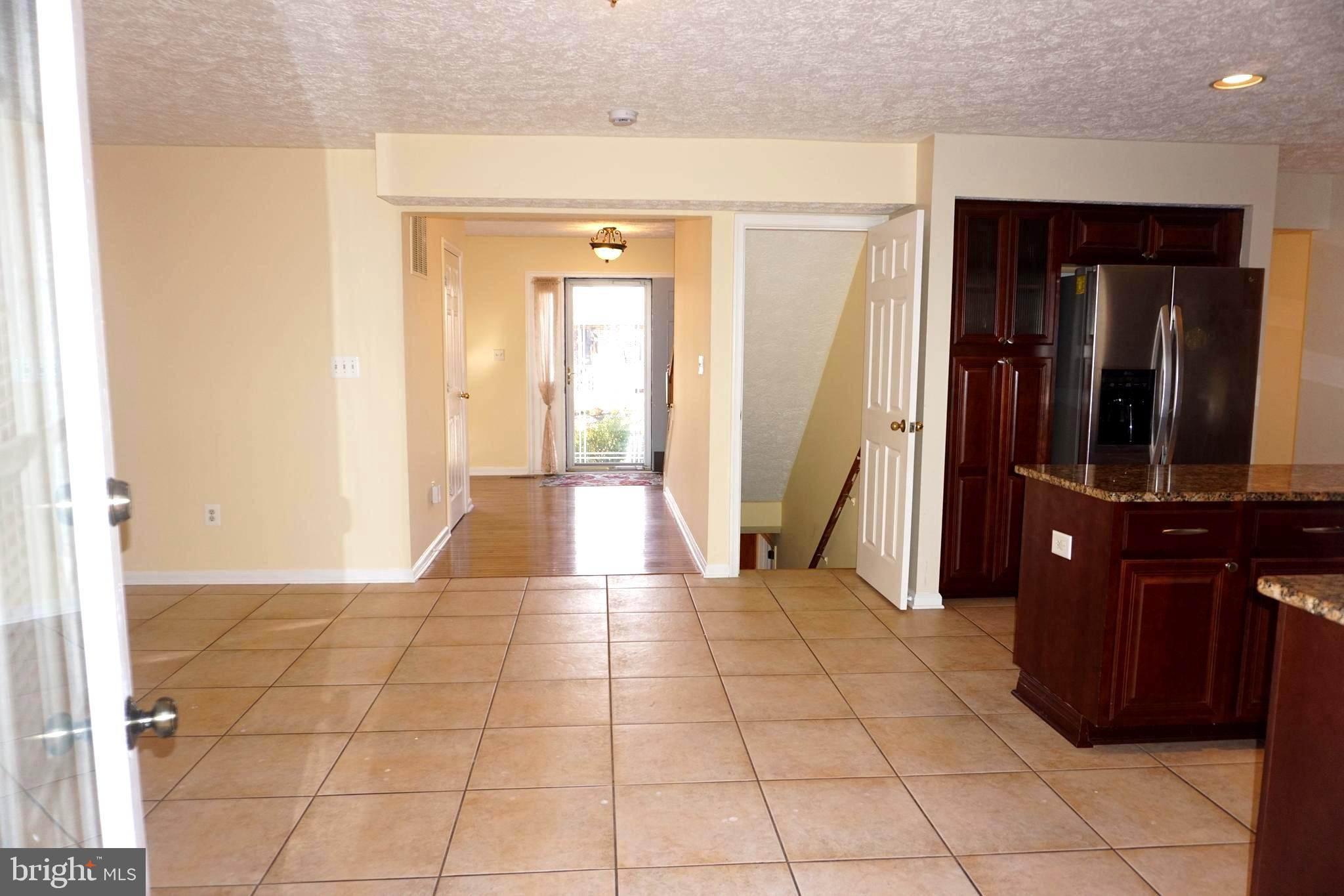 GOLDEN BELL - Residential