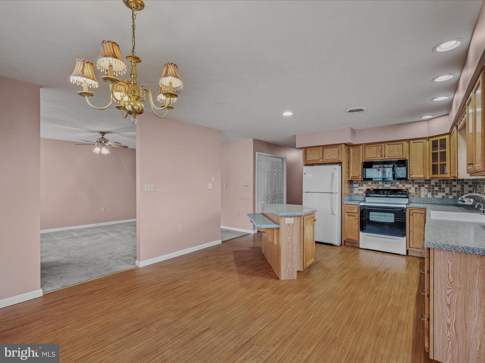 BERKELEY GARDENS - Residential