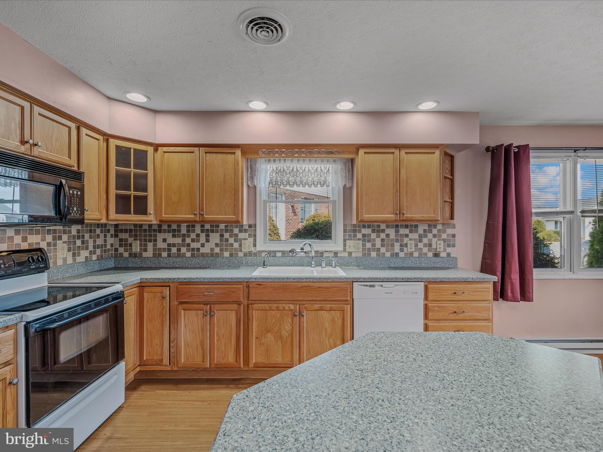 BERKELEY GARDENS - Residential