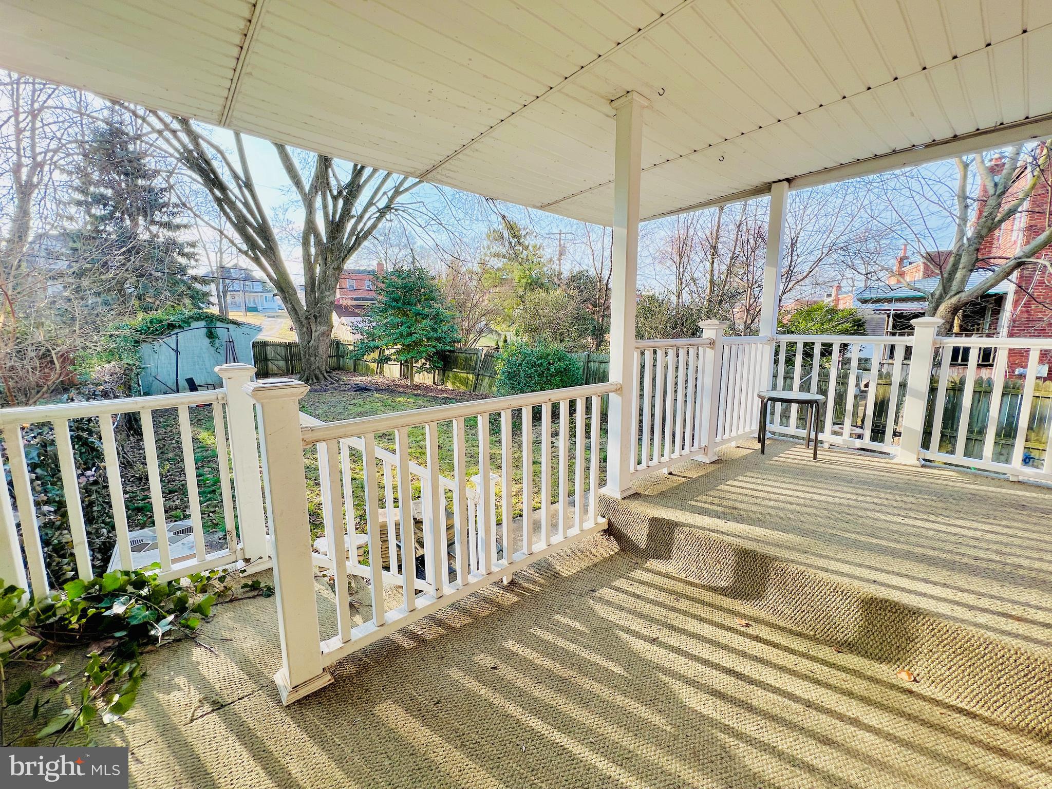 KEN KNOLL - Residential