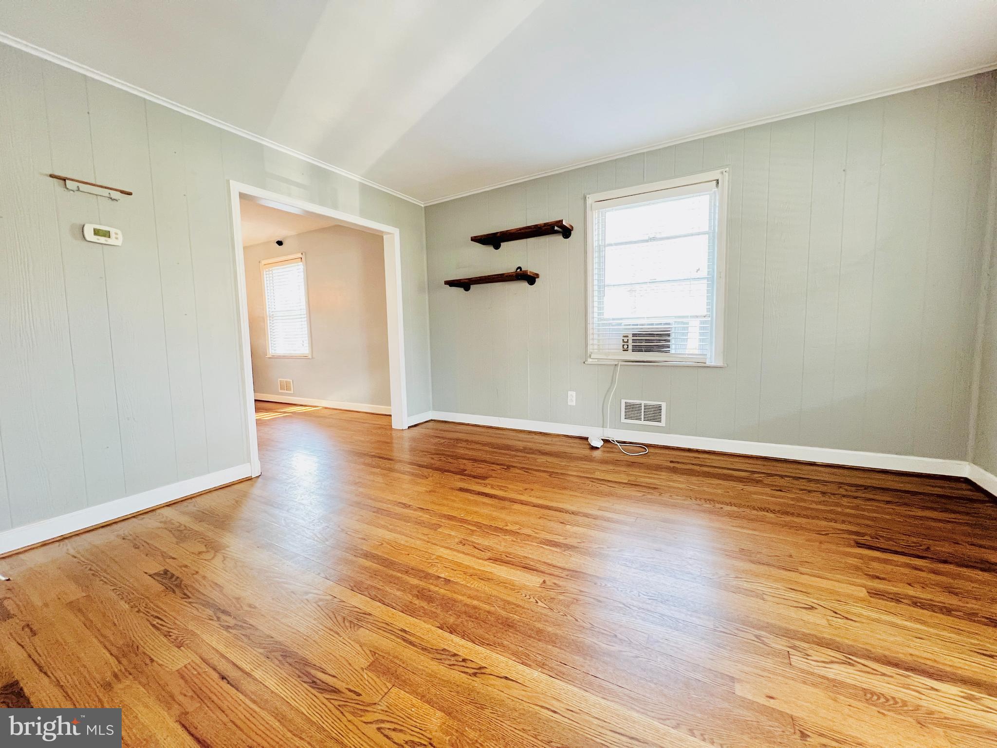 KEN KNOLL - Residential