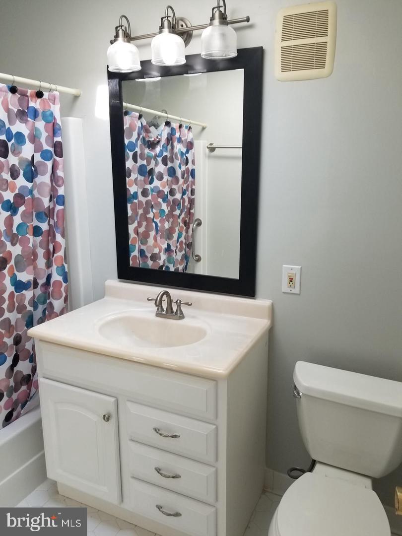 K L ARMSTRONG - Residential Lease