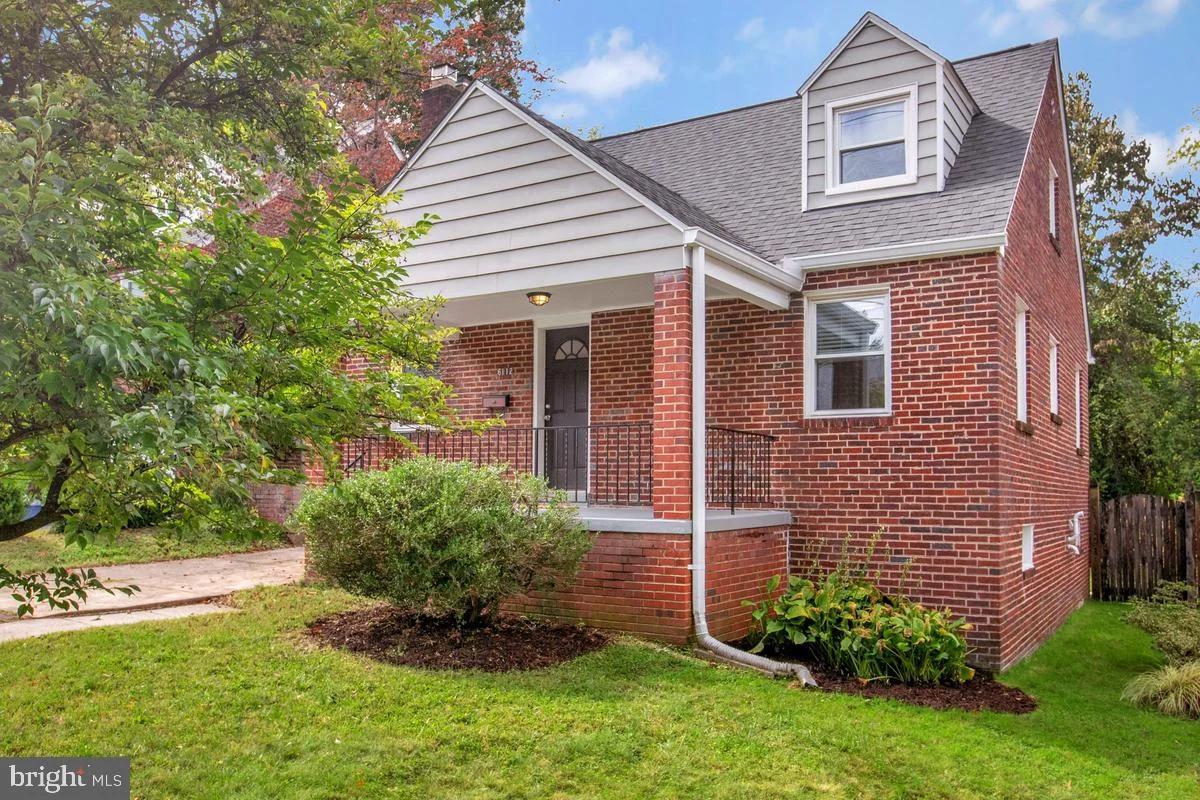 6112 43rd Street, Hyattsville, MD 20781