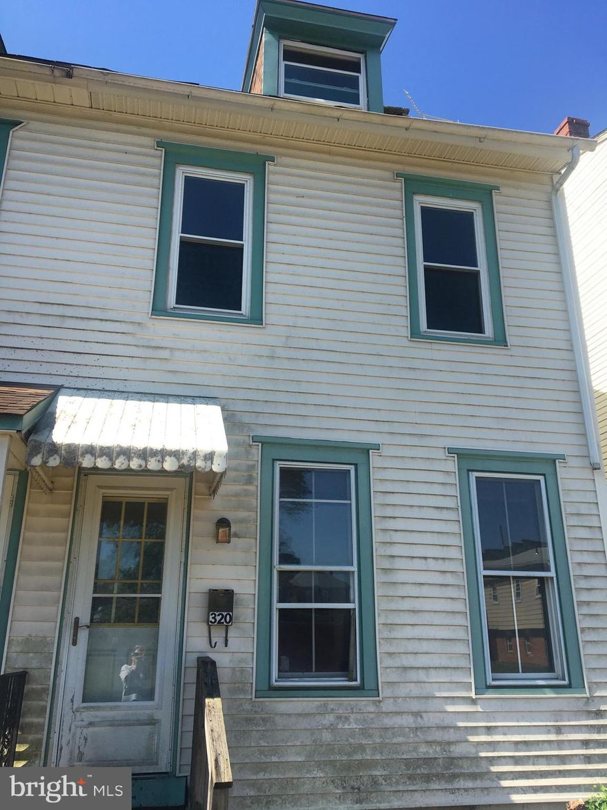 Located on a quiet street, close to all transportation, and main highways. This home is ready for your final finishes and touches. Featuring  and additional  loft on the top floor, and a full walkout basement. The secluded backyard is the perfect space for backyard entertaining and gathering.